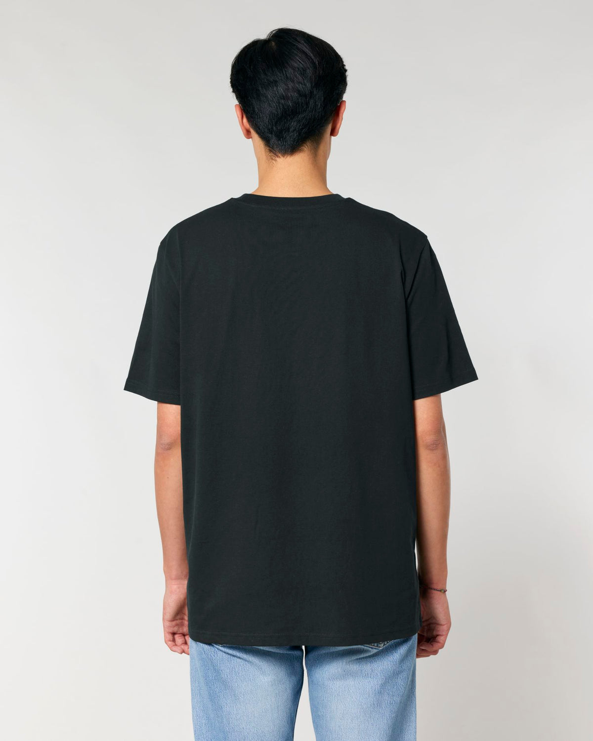 Black - C002
