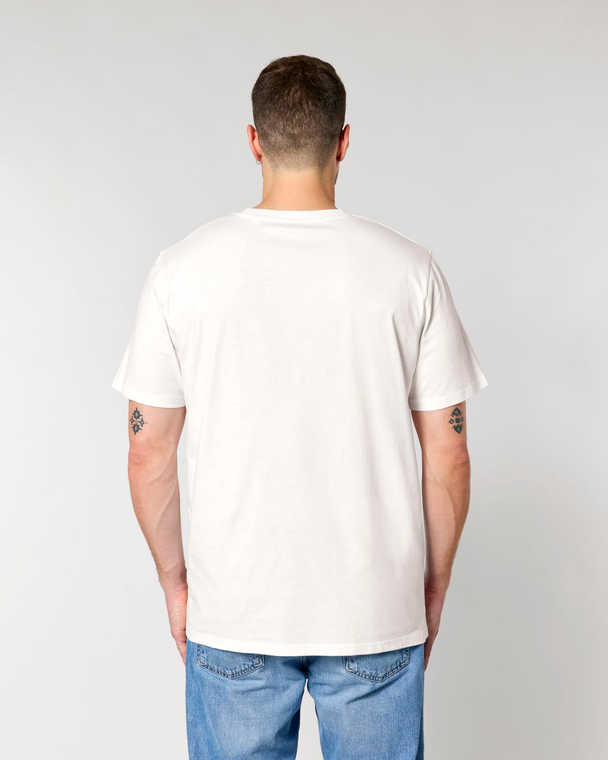 Off White - C018