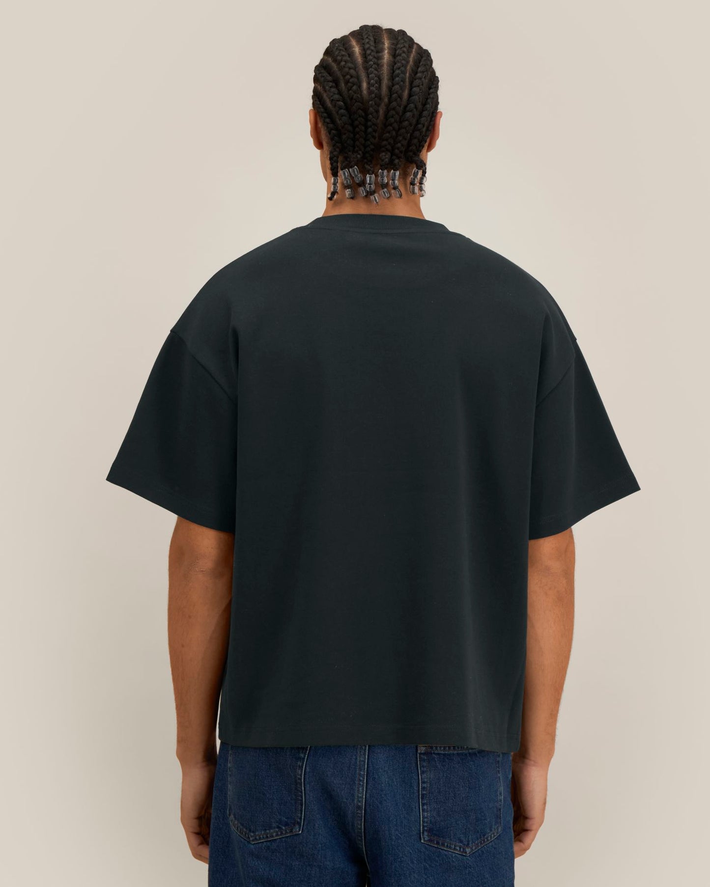 Black - C002