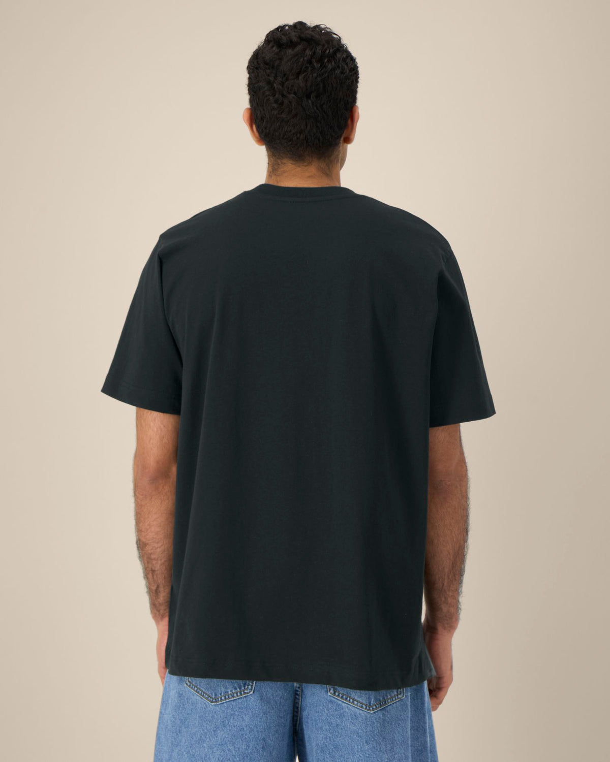 Black - C002