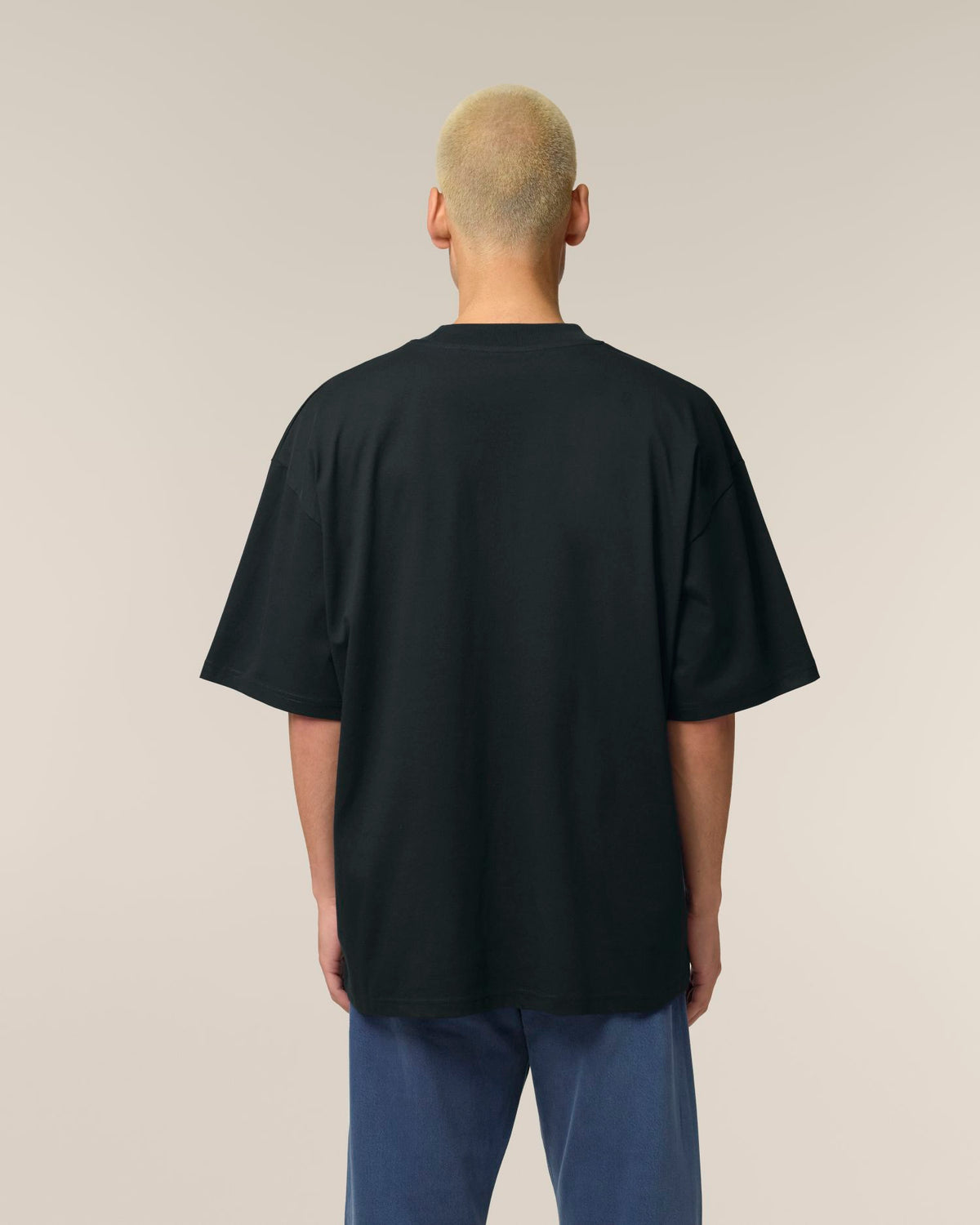 Black - C002