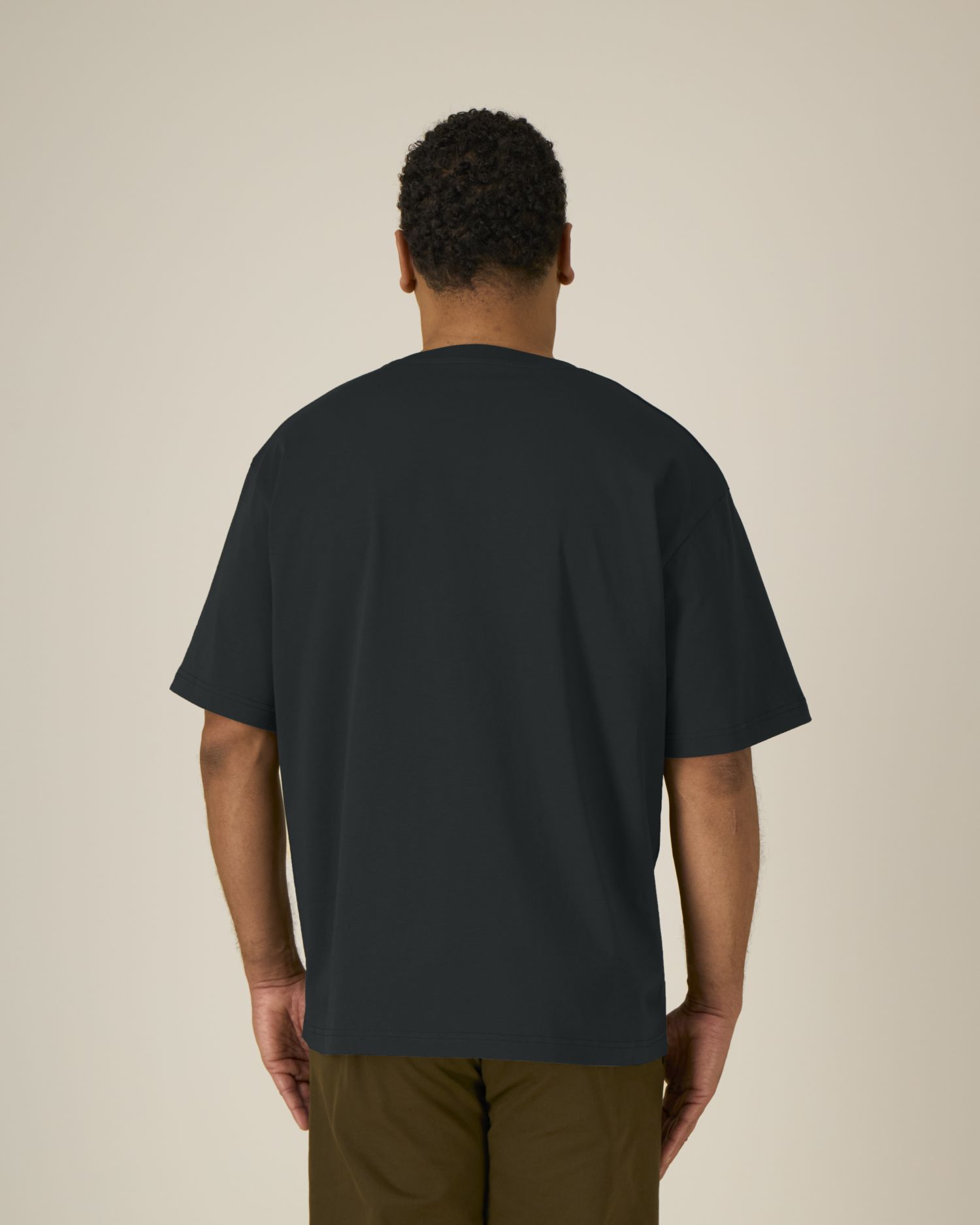 Black - C002