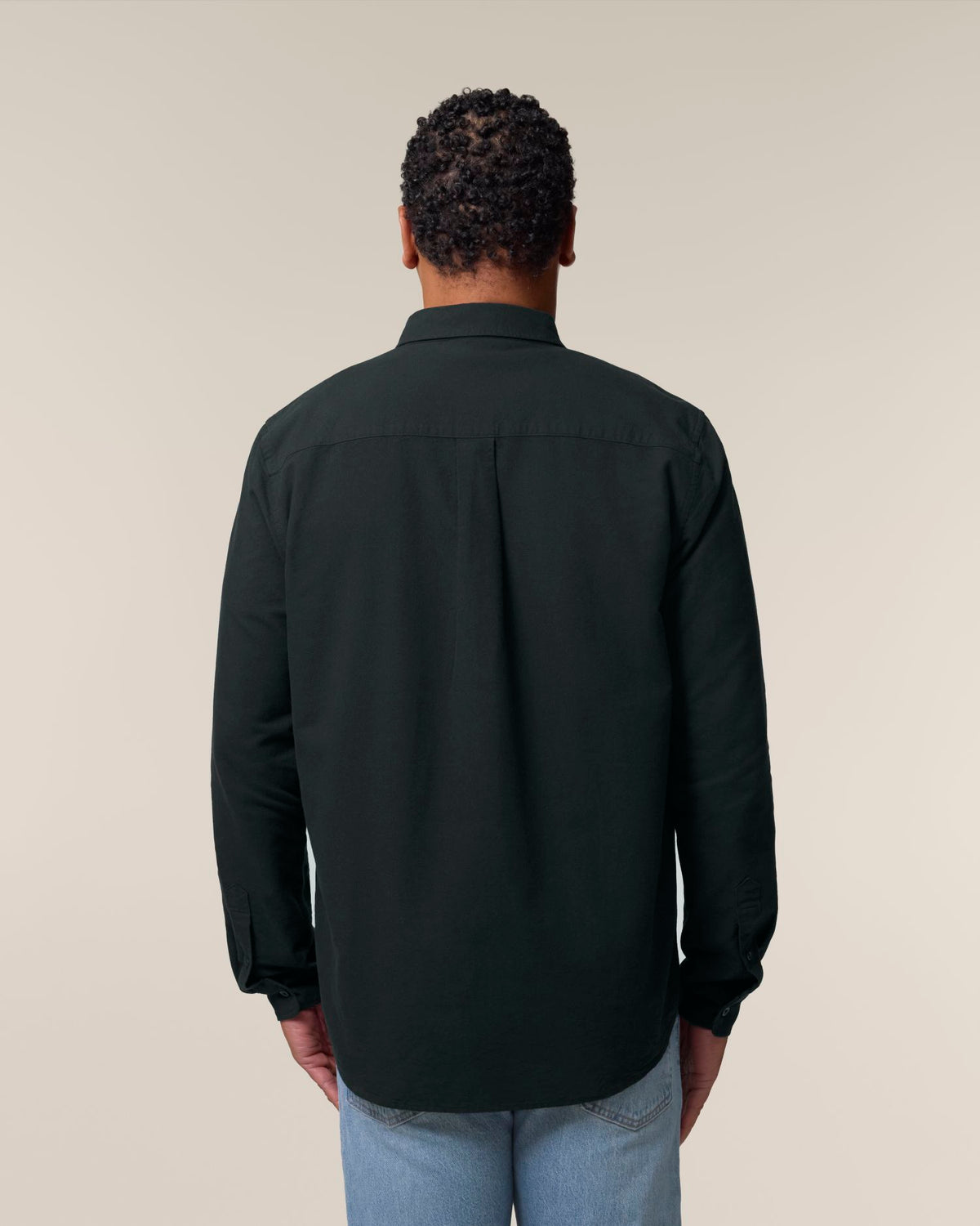 Black - C002