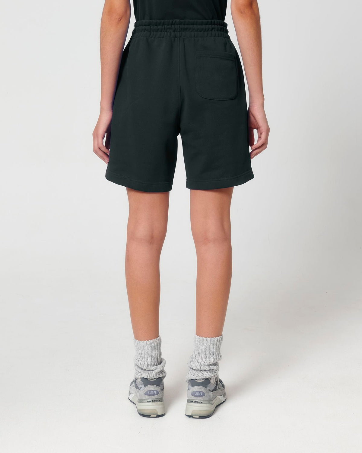 Black - C002
