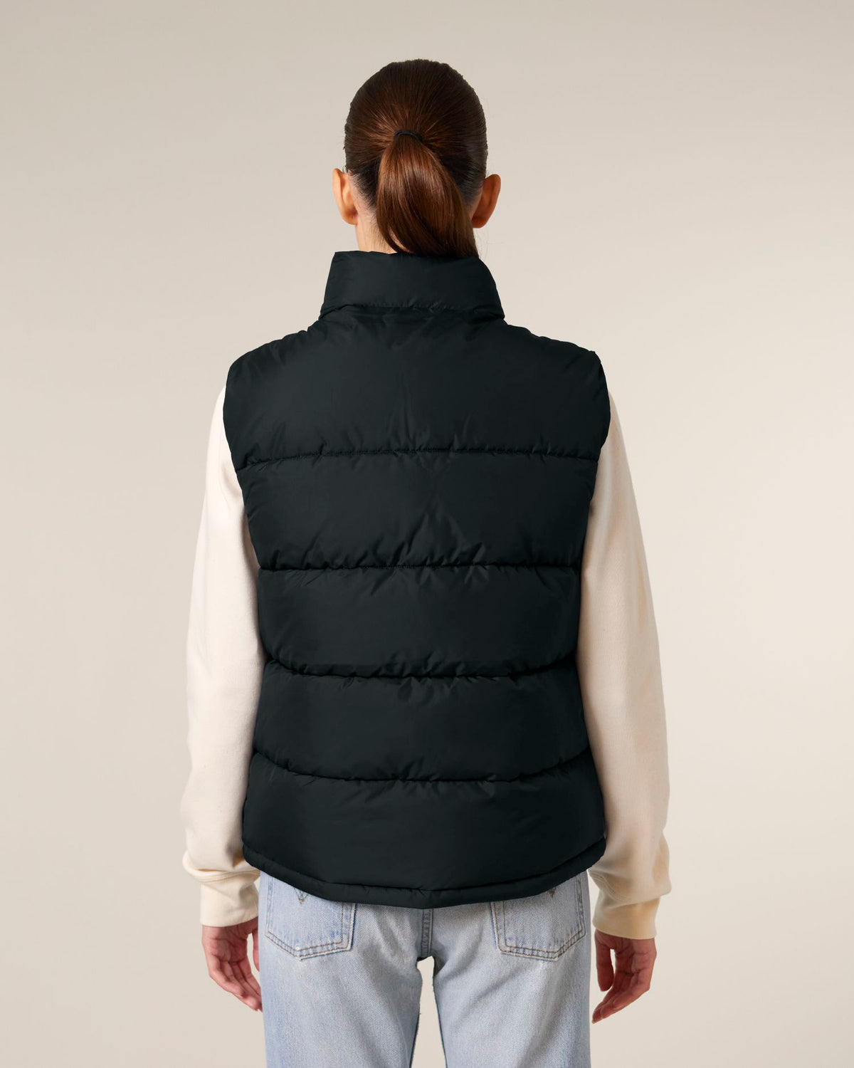 Black - C002
