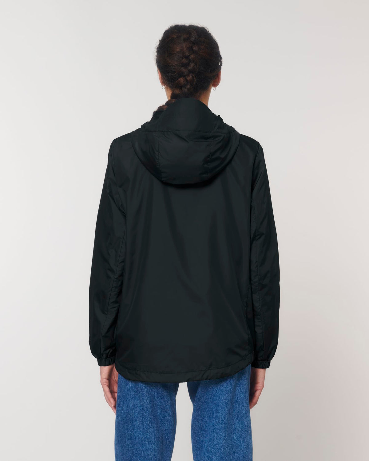 Black - C002