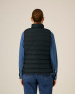Black - C002