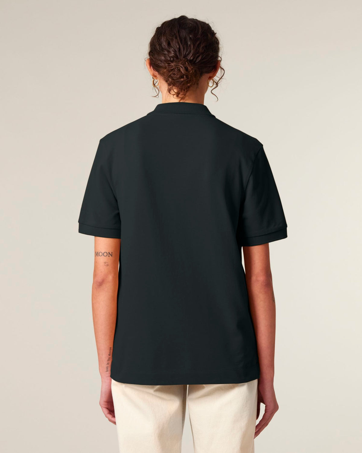 Black - C002