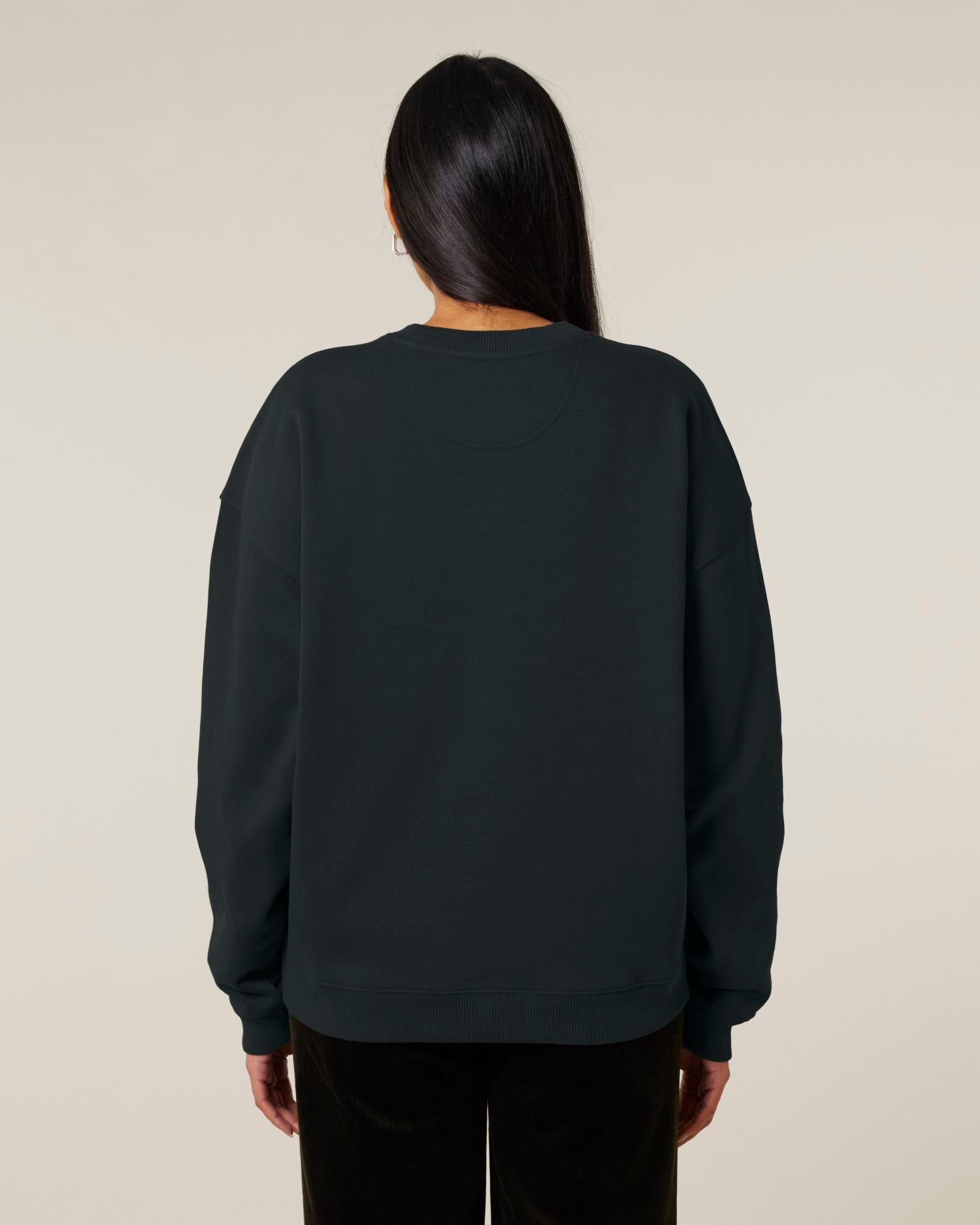 Black - C002