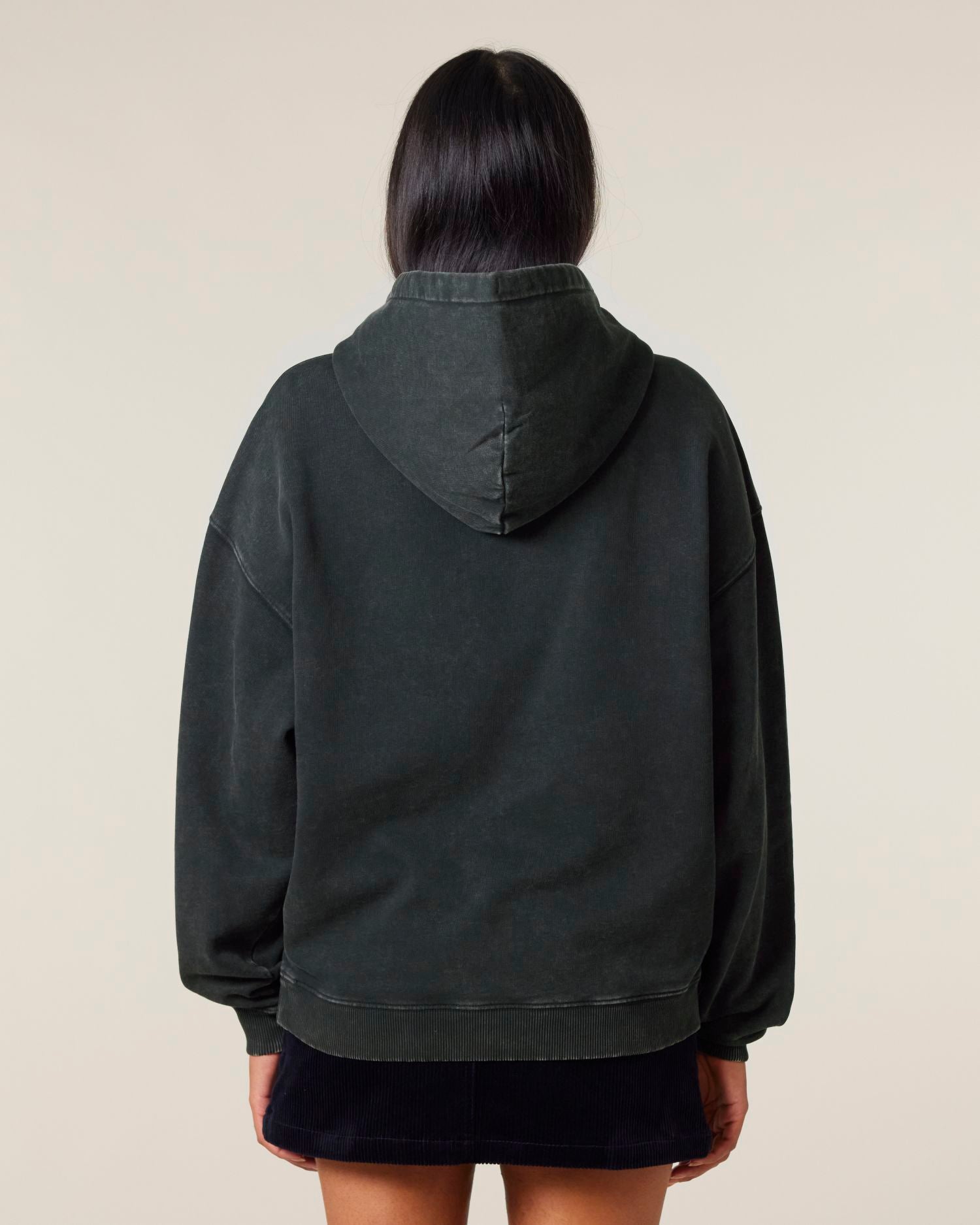 G. Dyed Black Rock - C140