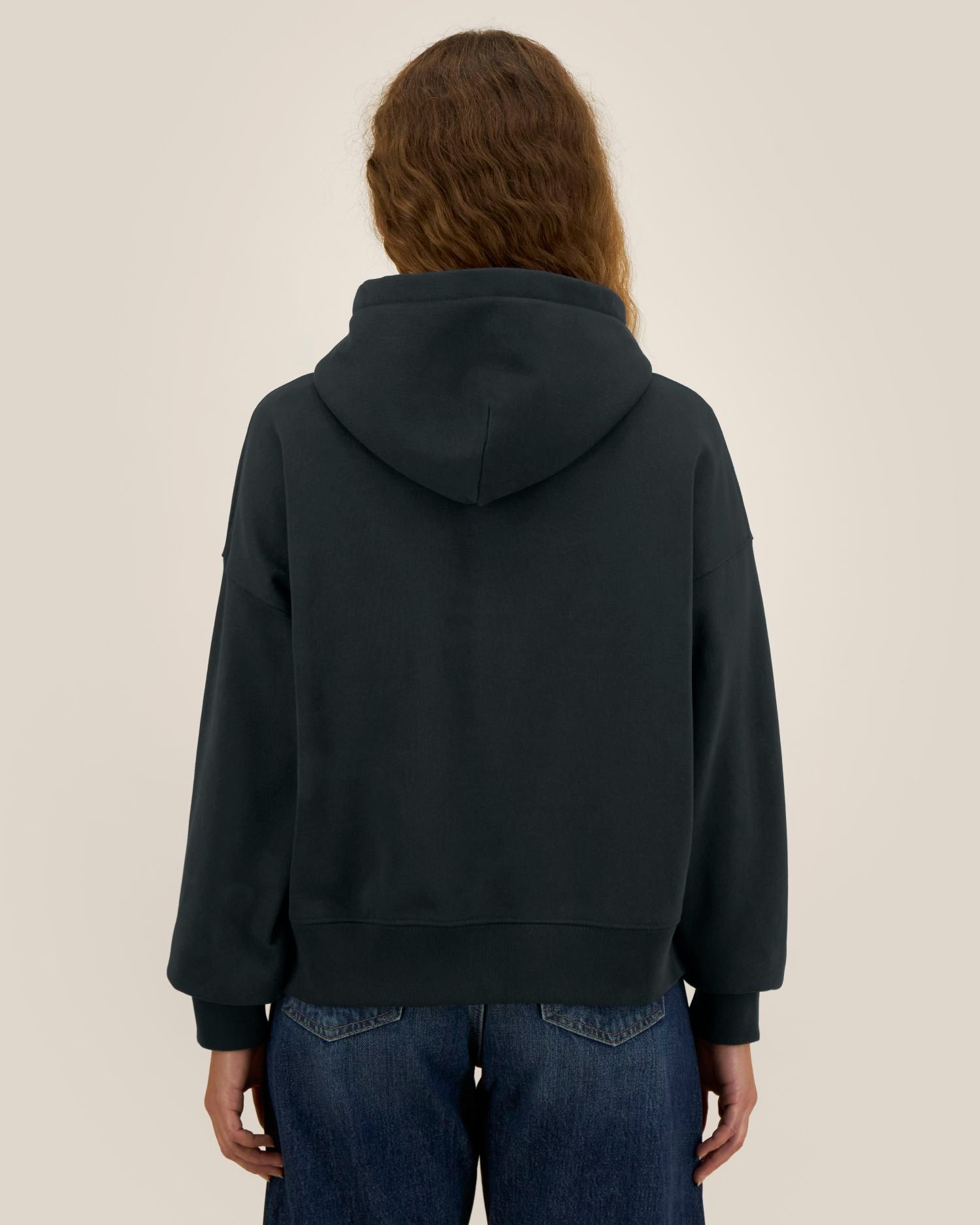 Black - C002