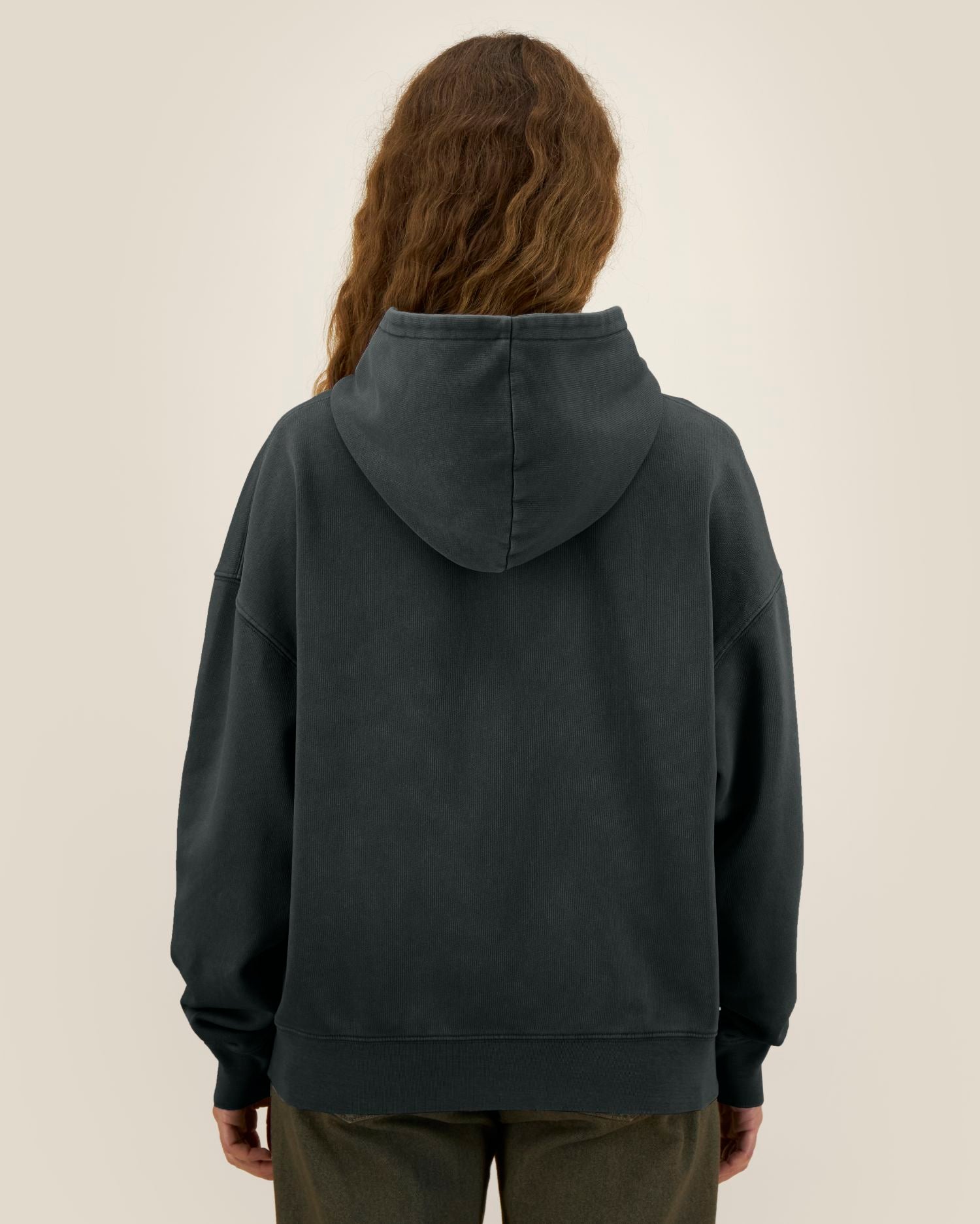 G. Dyed Black Rock - C140