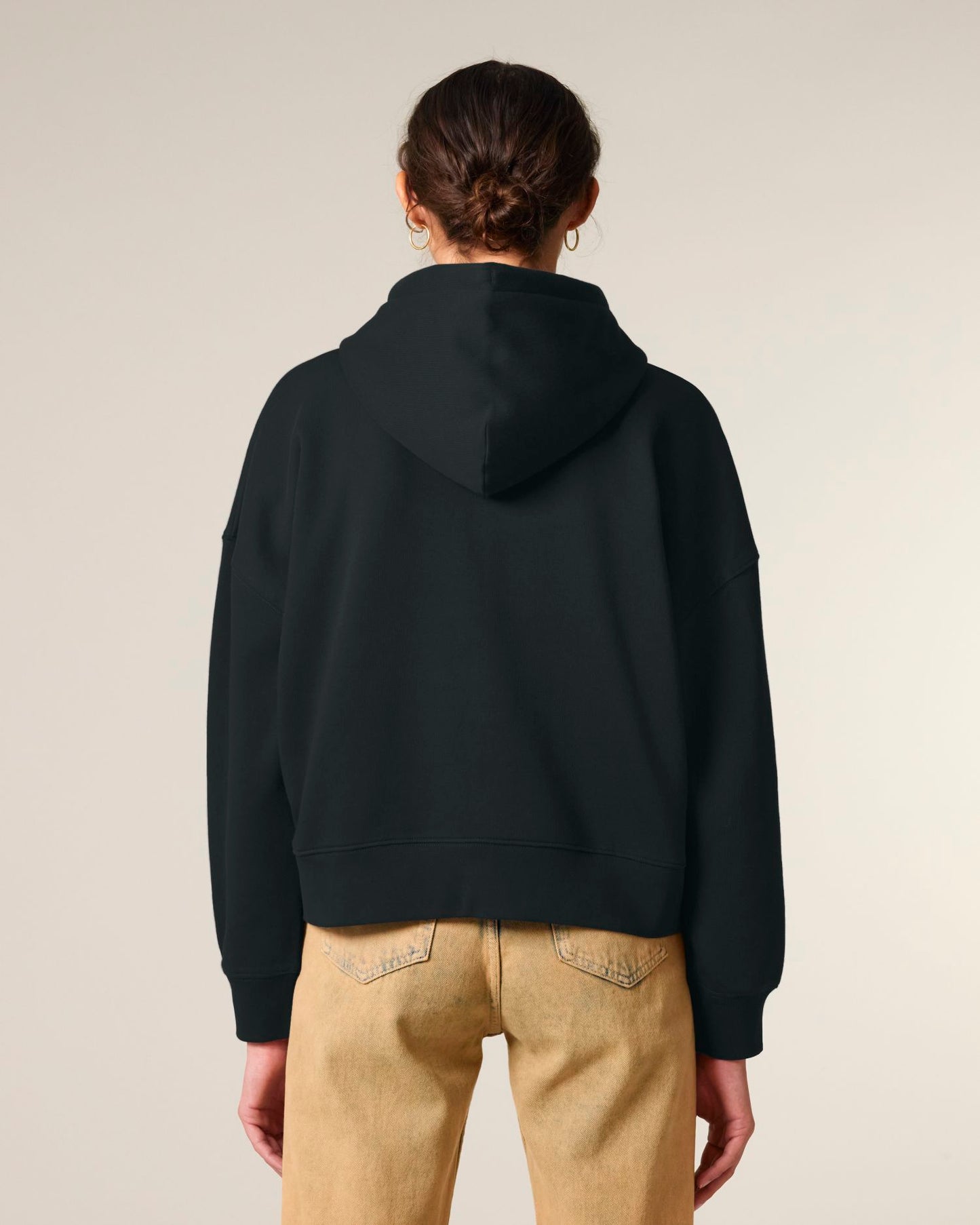 Black - C002