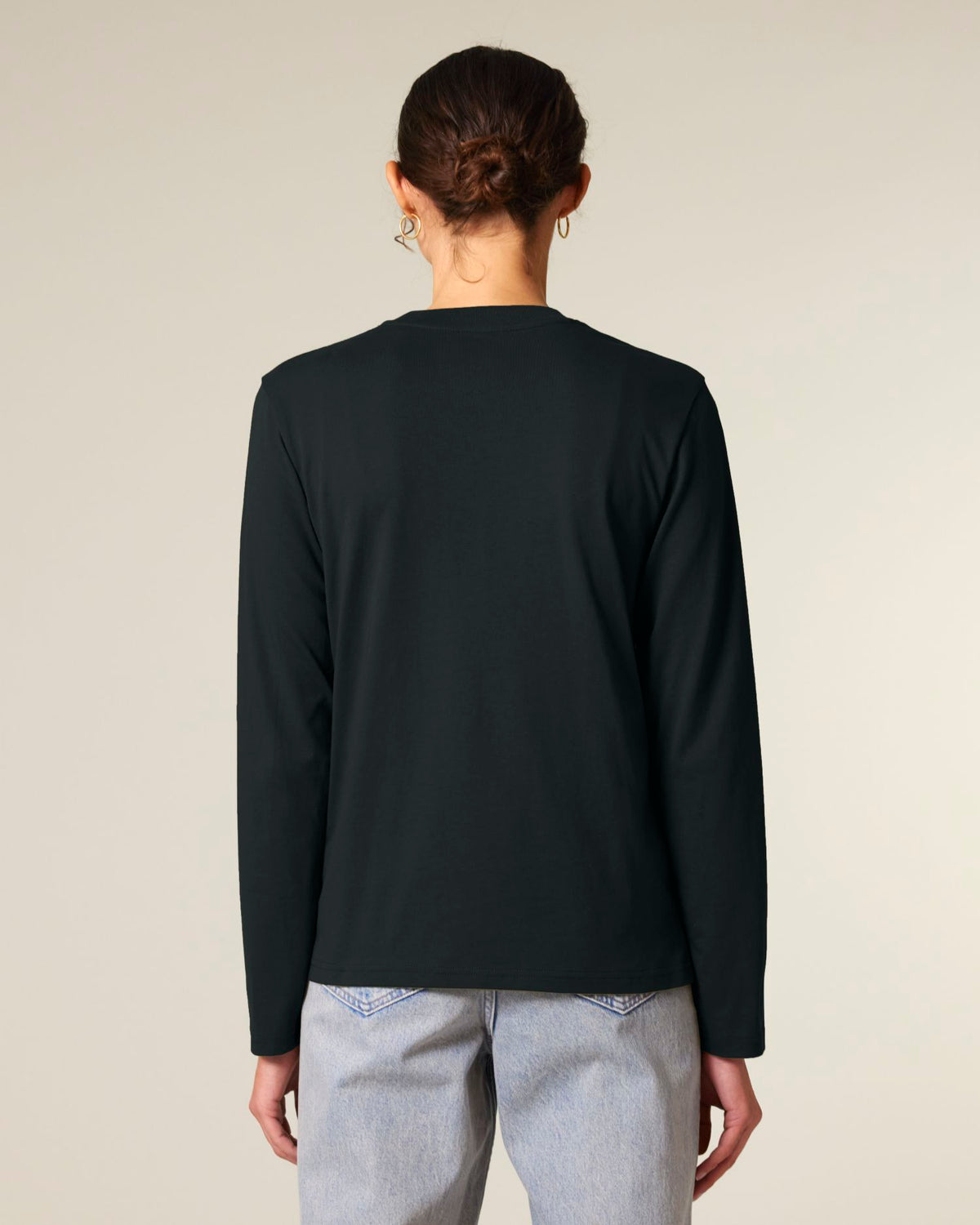 Black - C002
