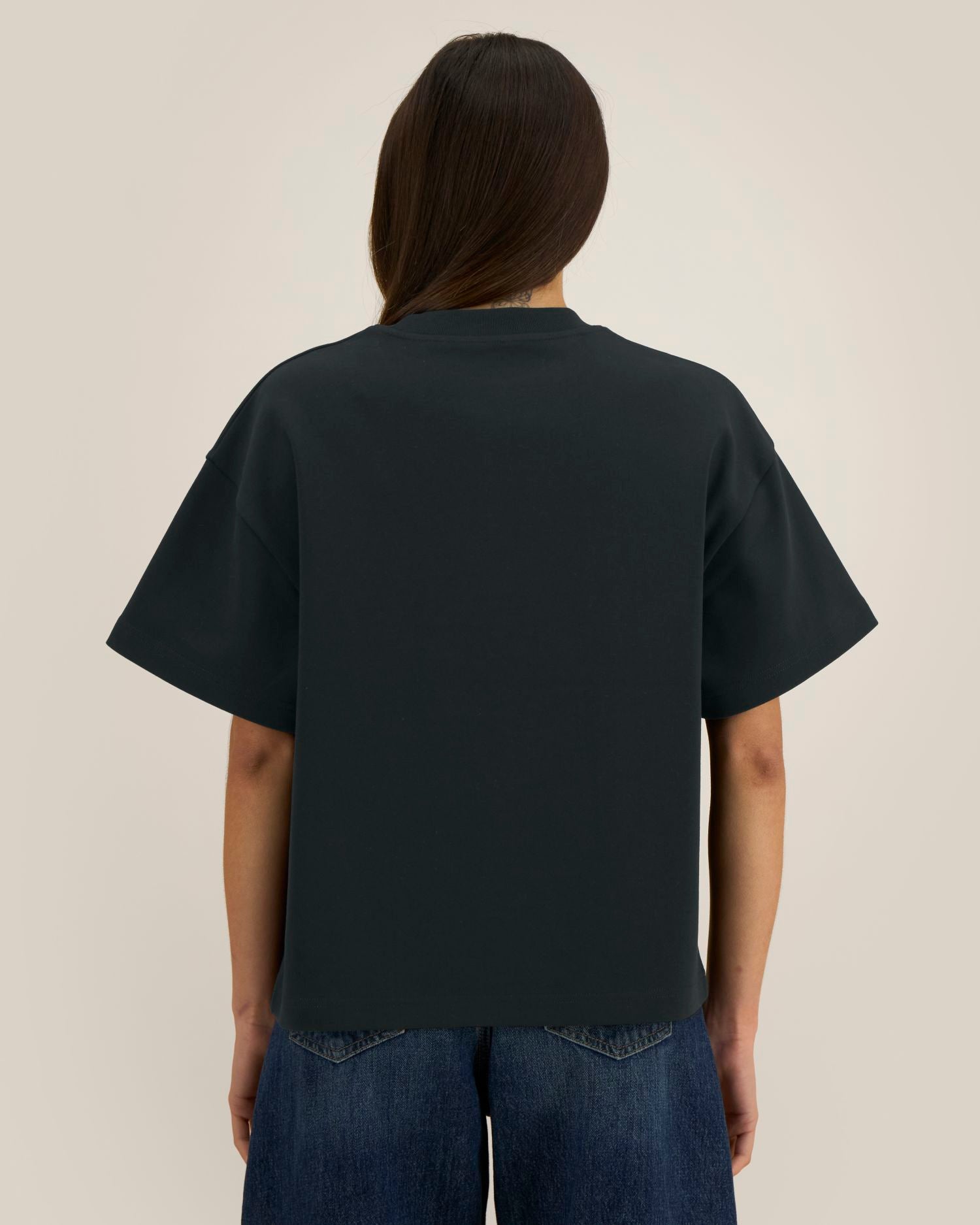 Black - C002