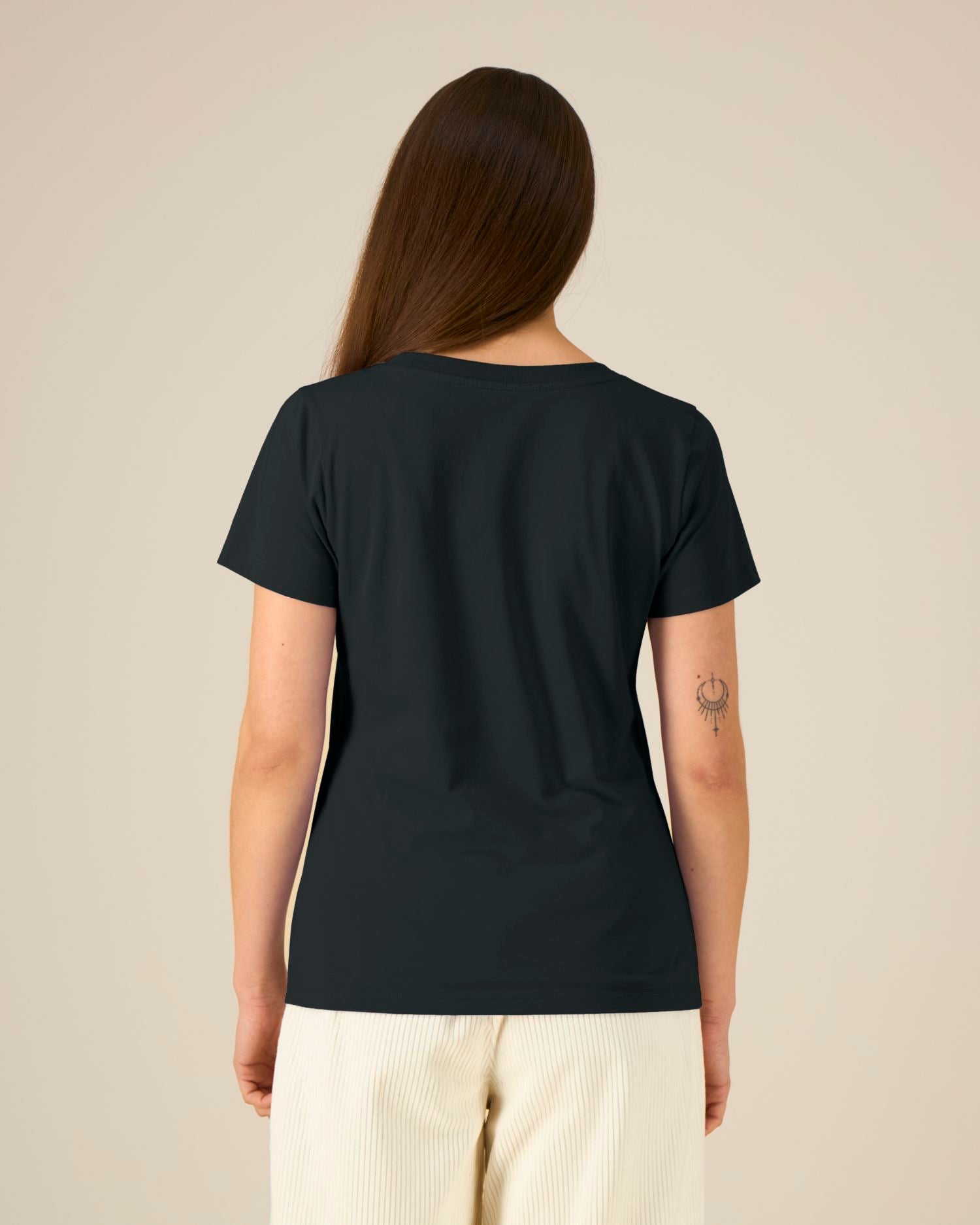Black - C002
