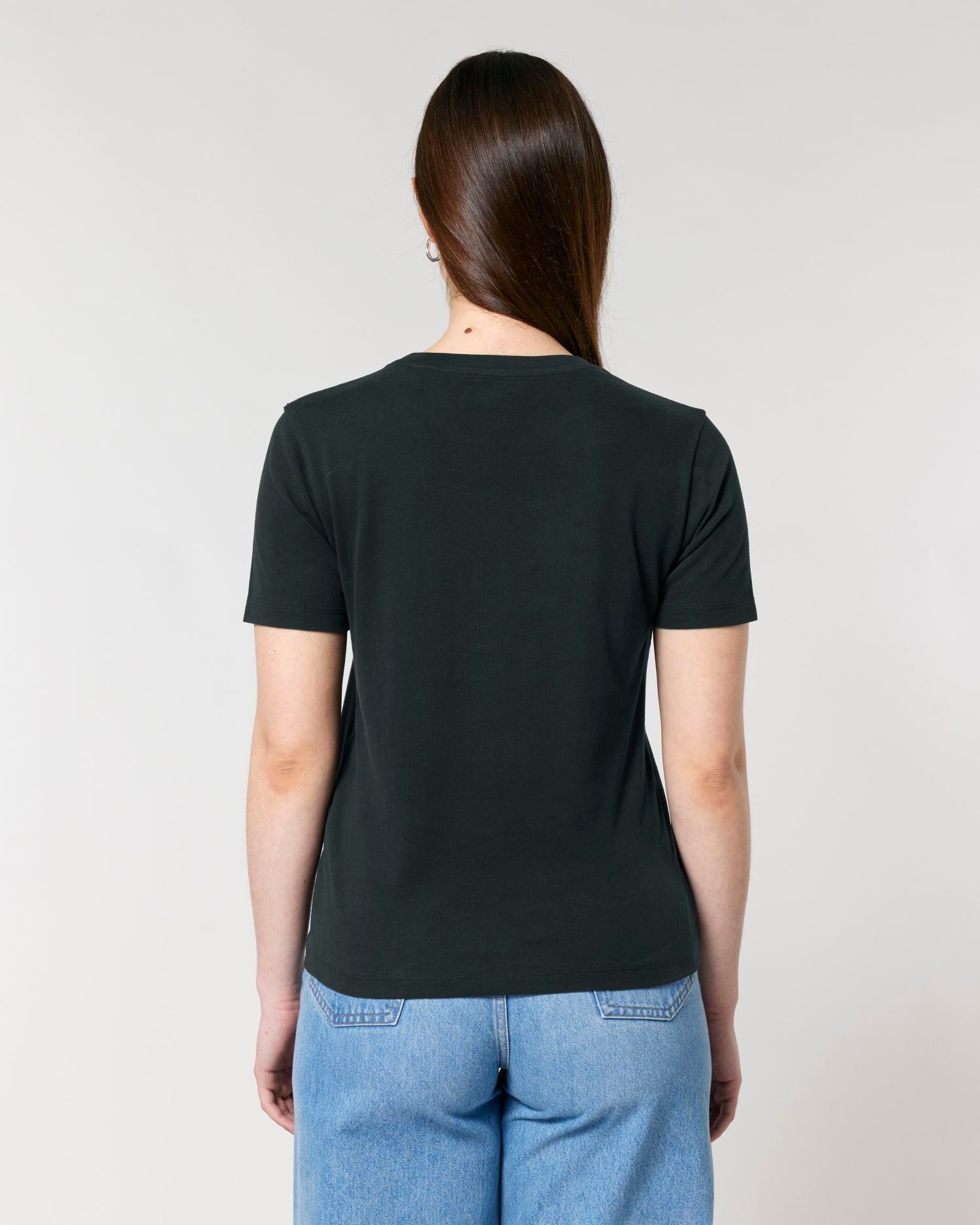 Black - C002