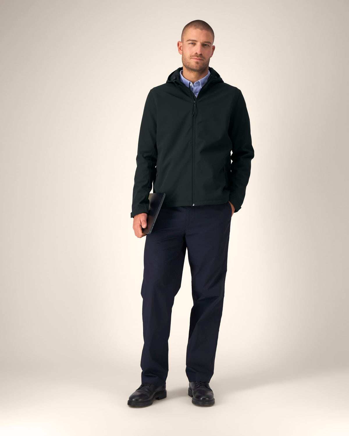 Black - C002