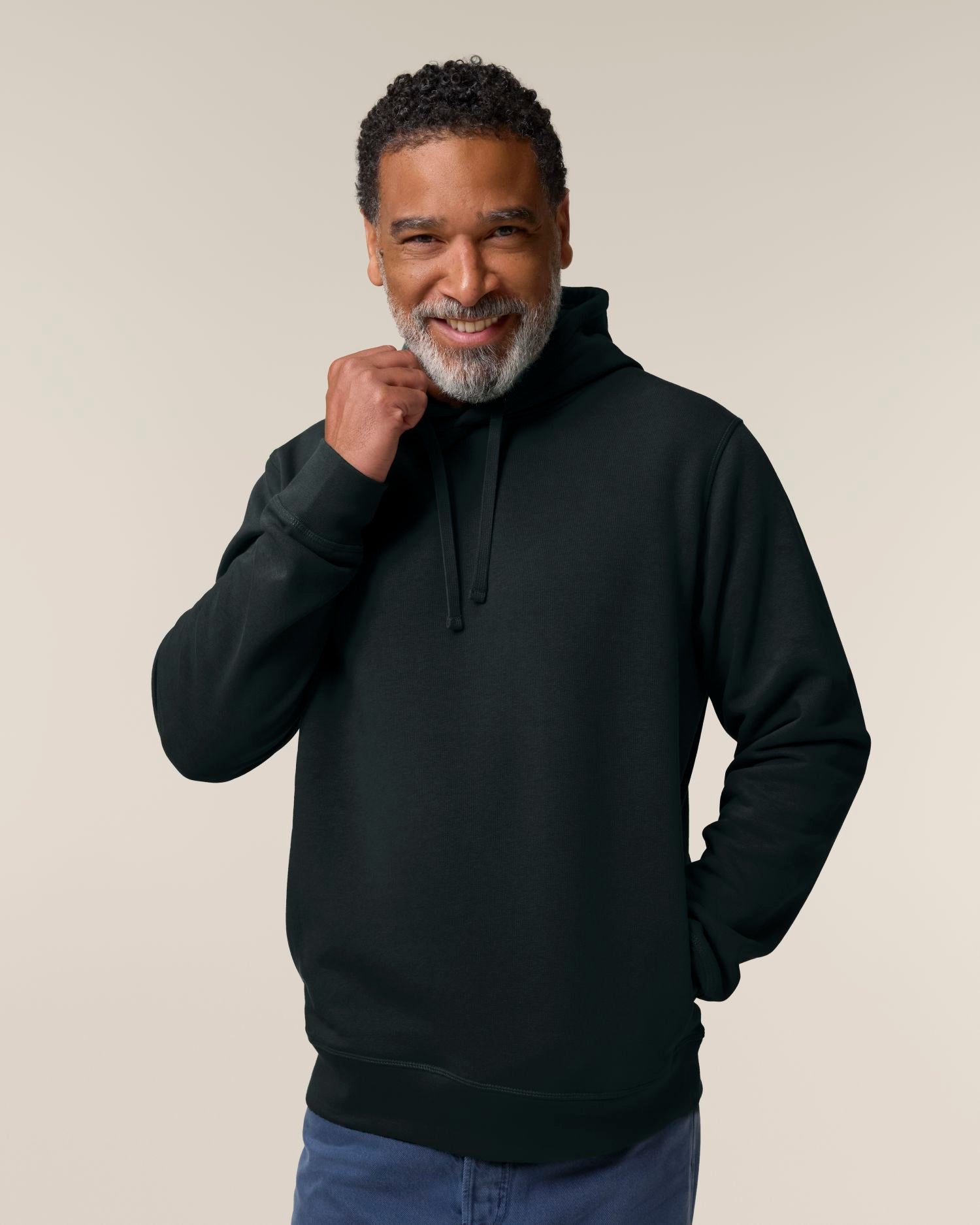 Black - C002