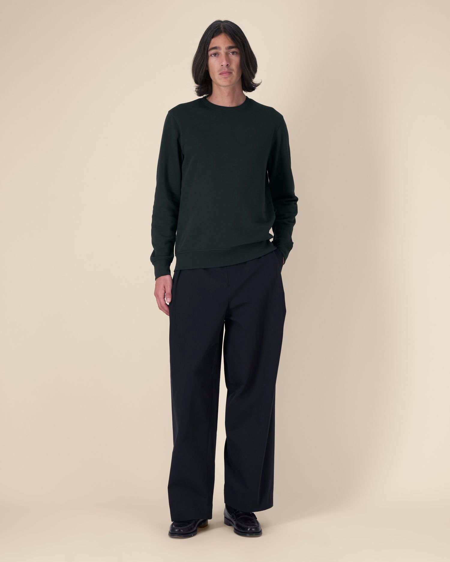 Black - C002