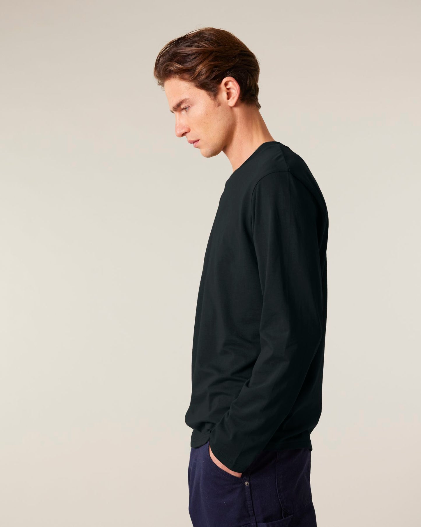 Black - C002