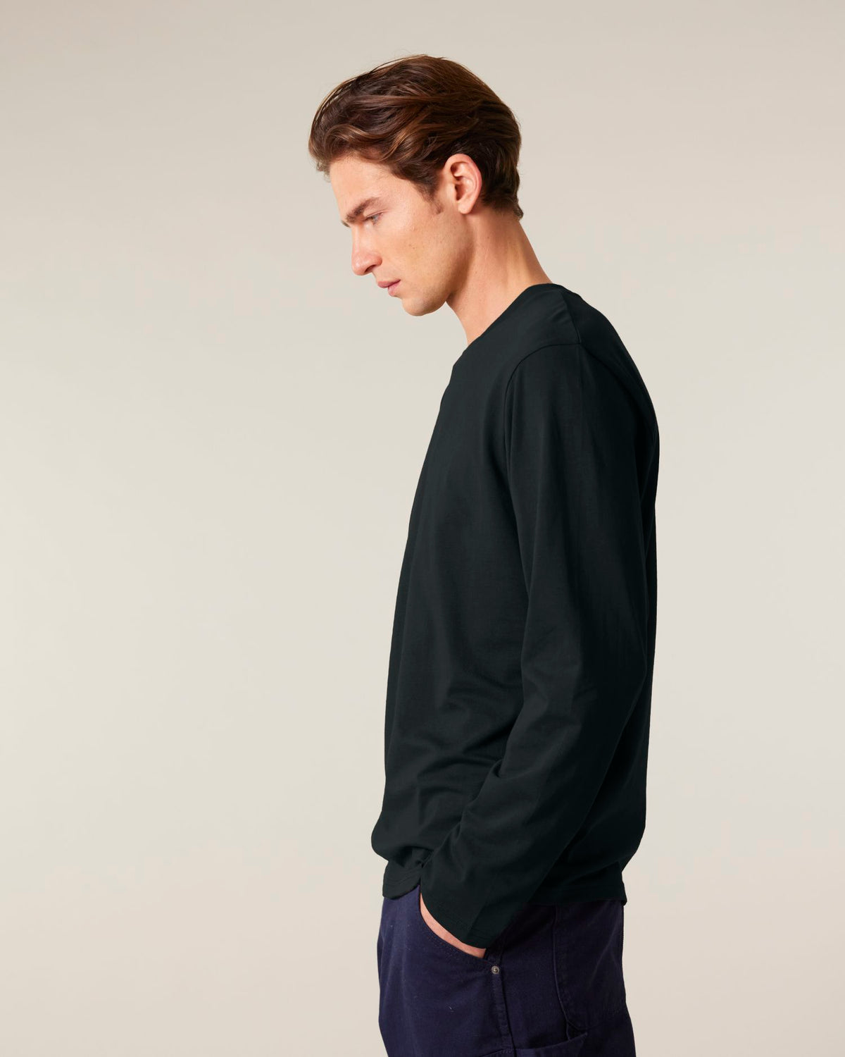 Black - C002