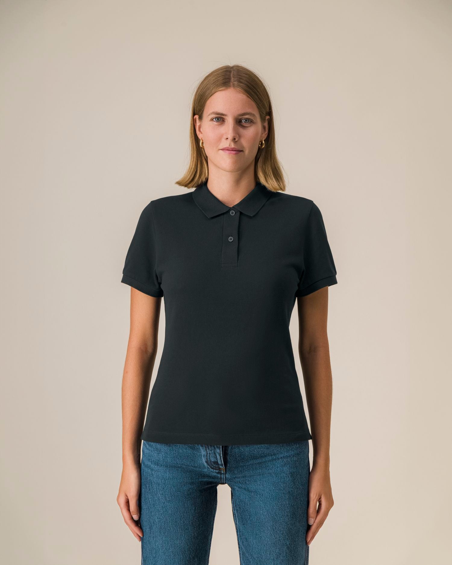 Black - C002
