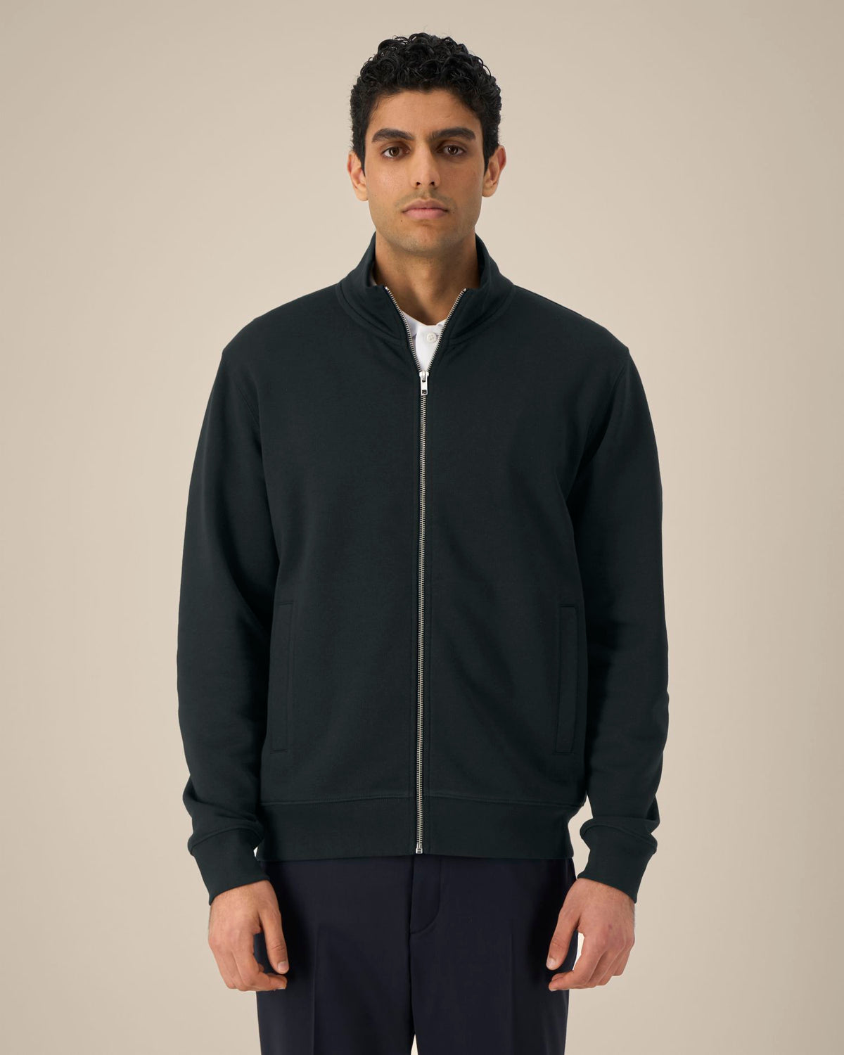 Black - C002