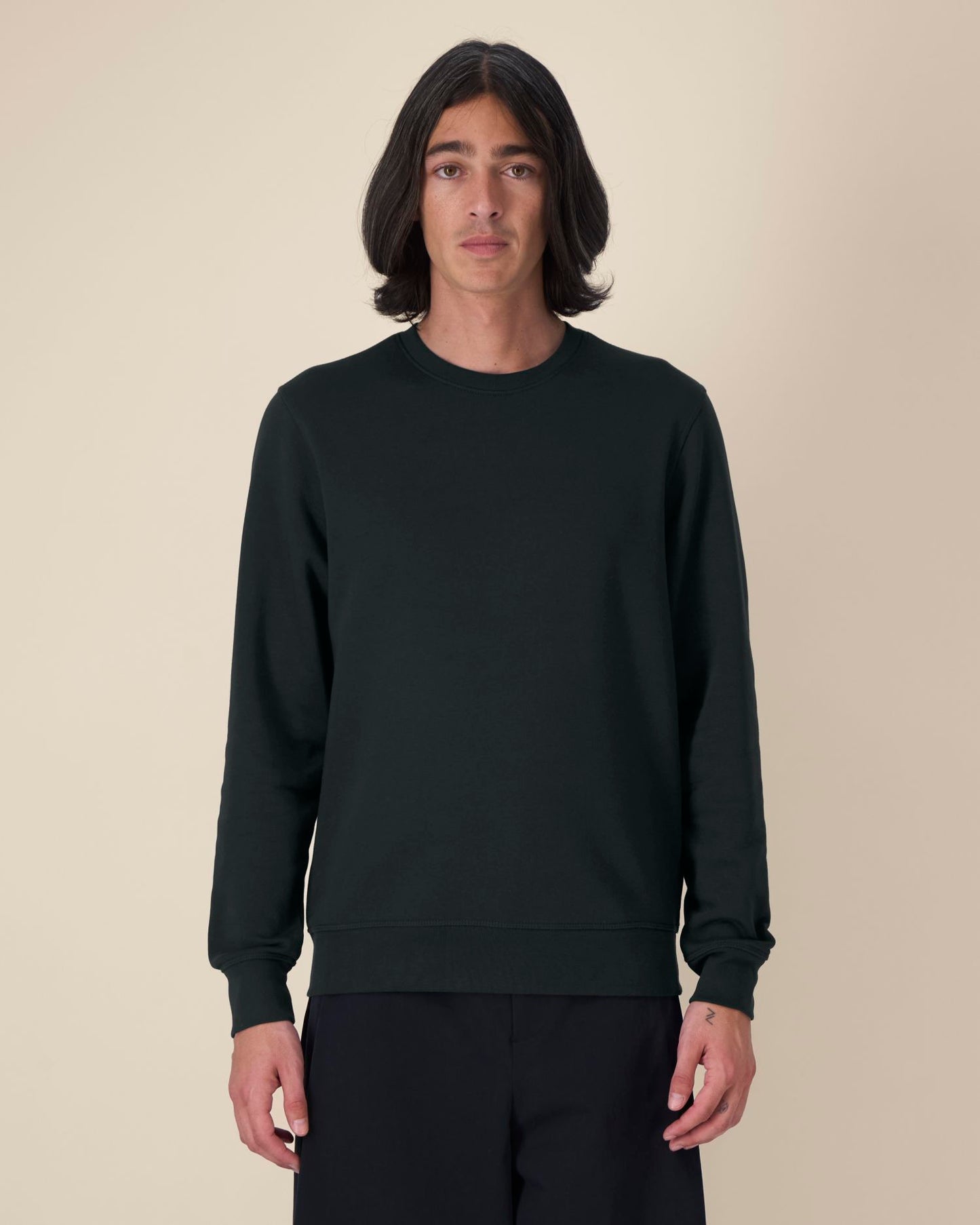 Black - C002