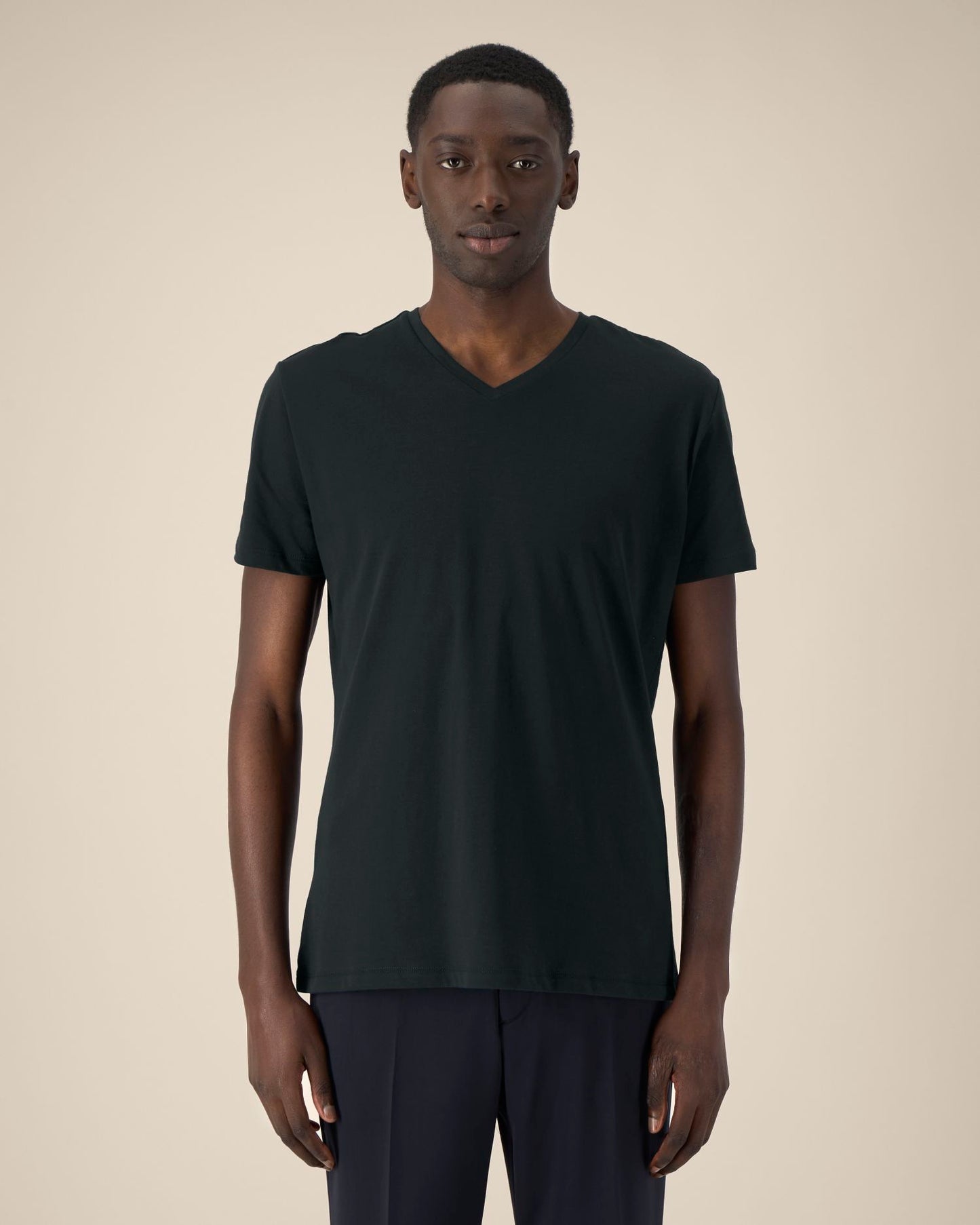 Black - C002