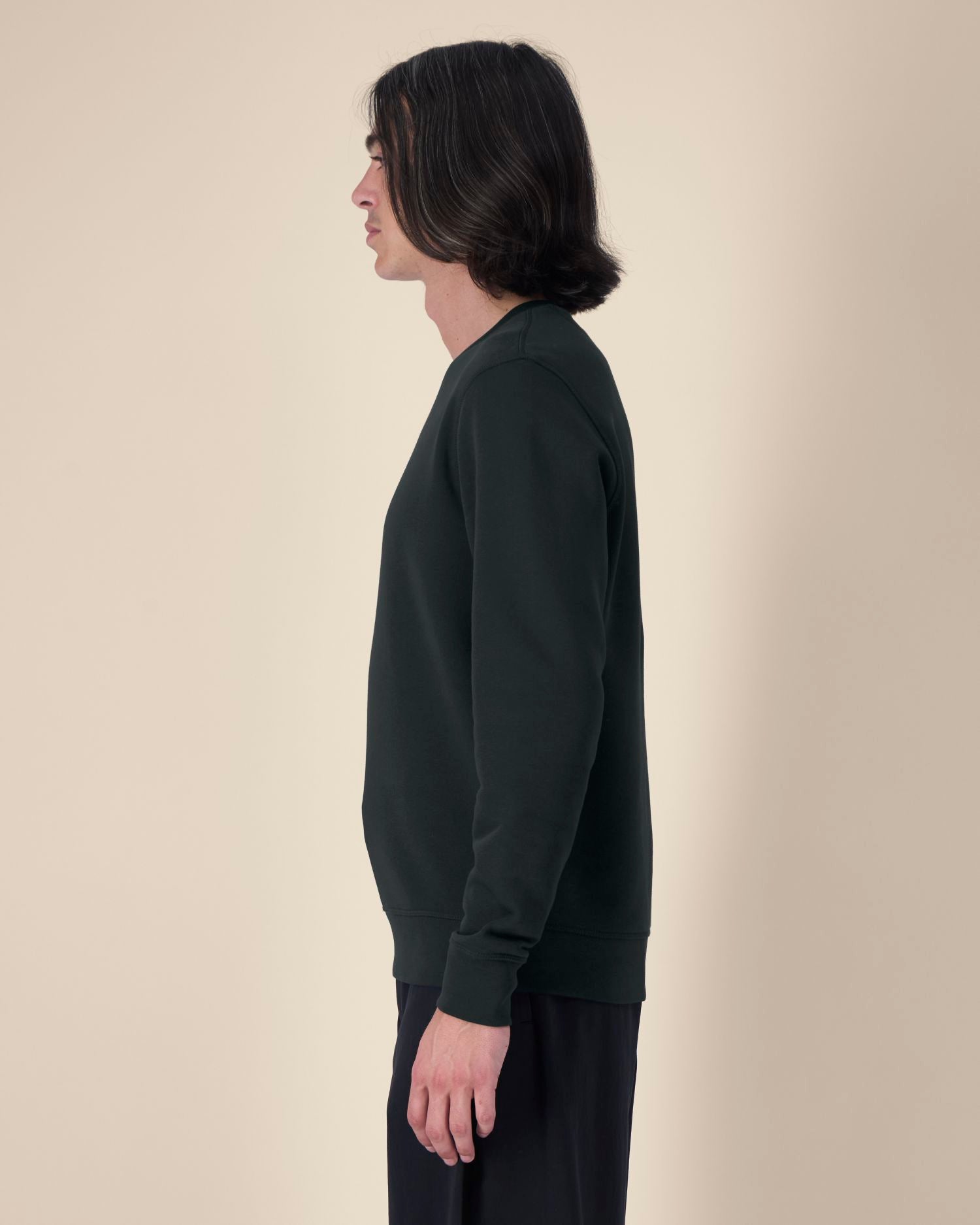 Black - C002