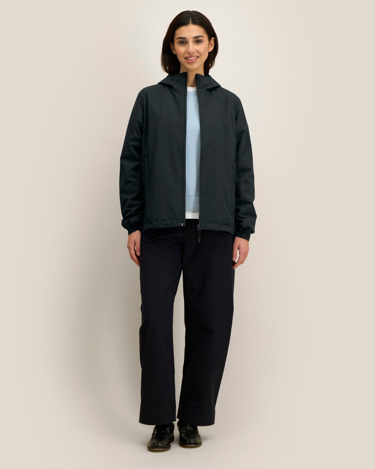 Black - C002
