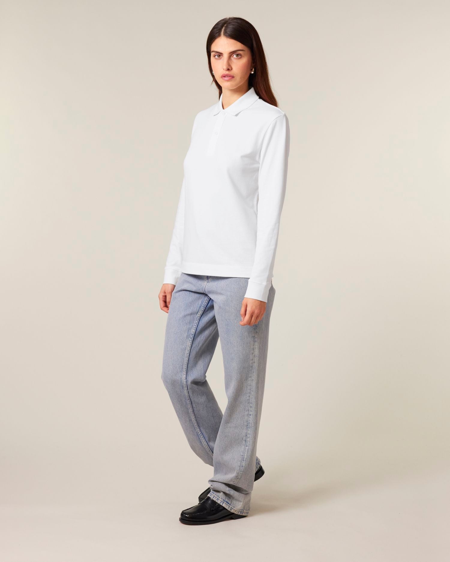 White - C001
