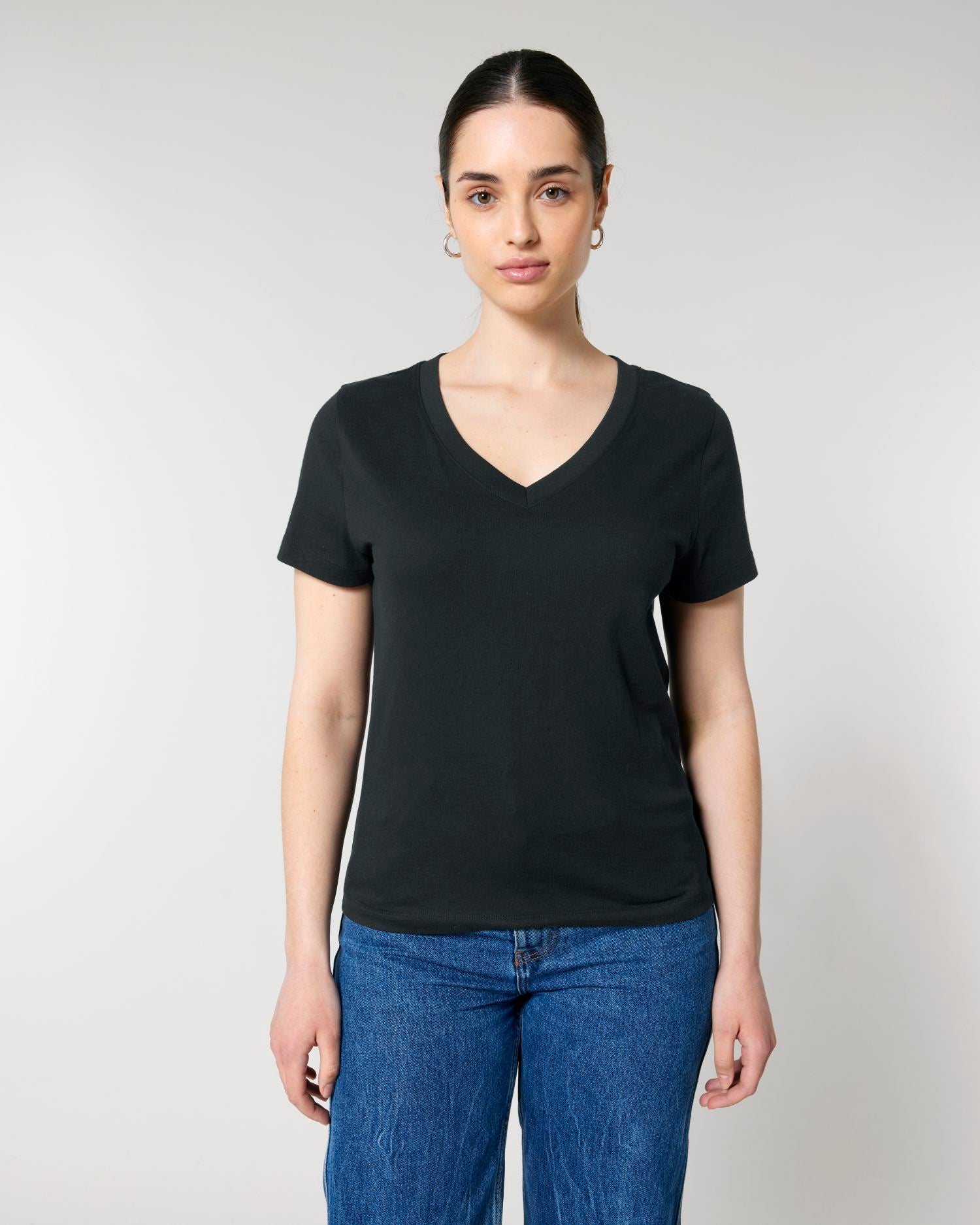 Black - C002
