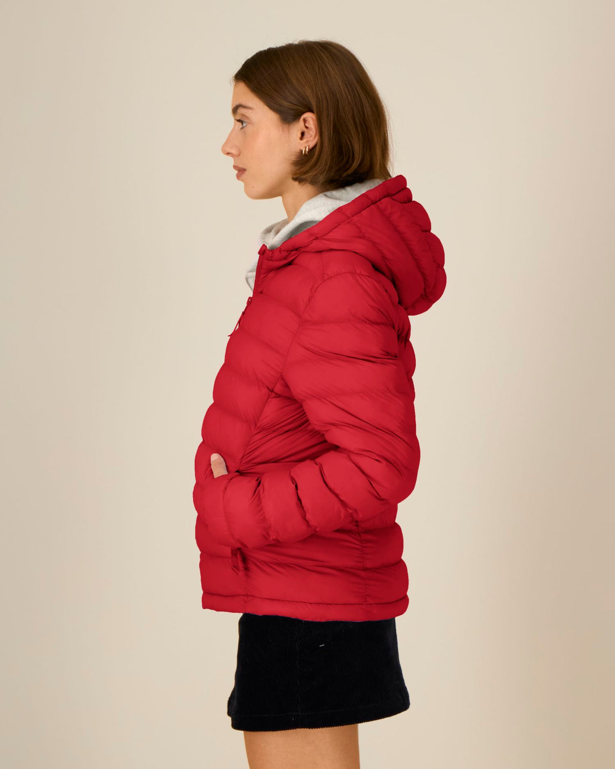 Red - C004