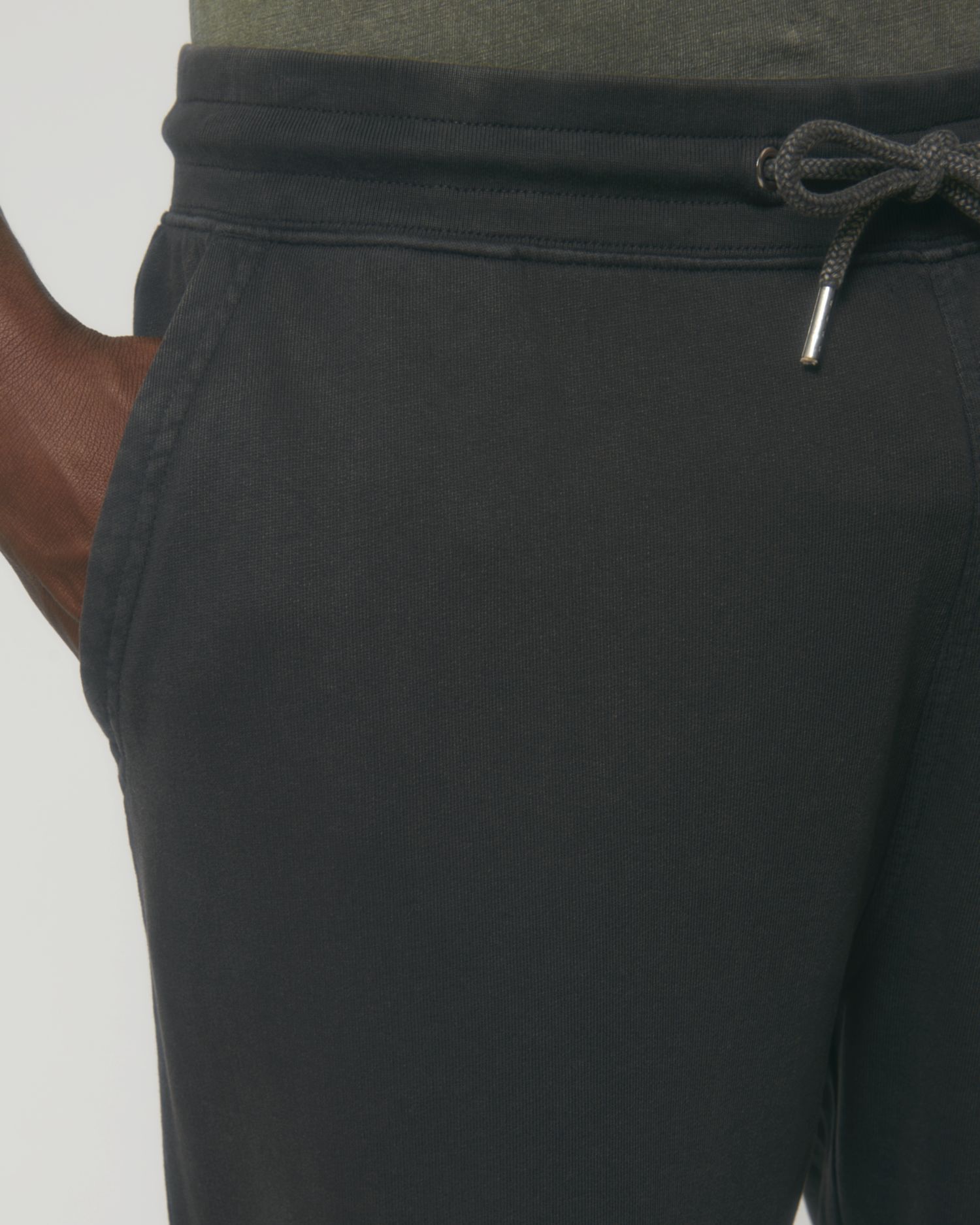 G. Dyed Black Rock - C140