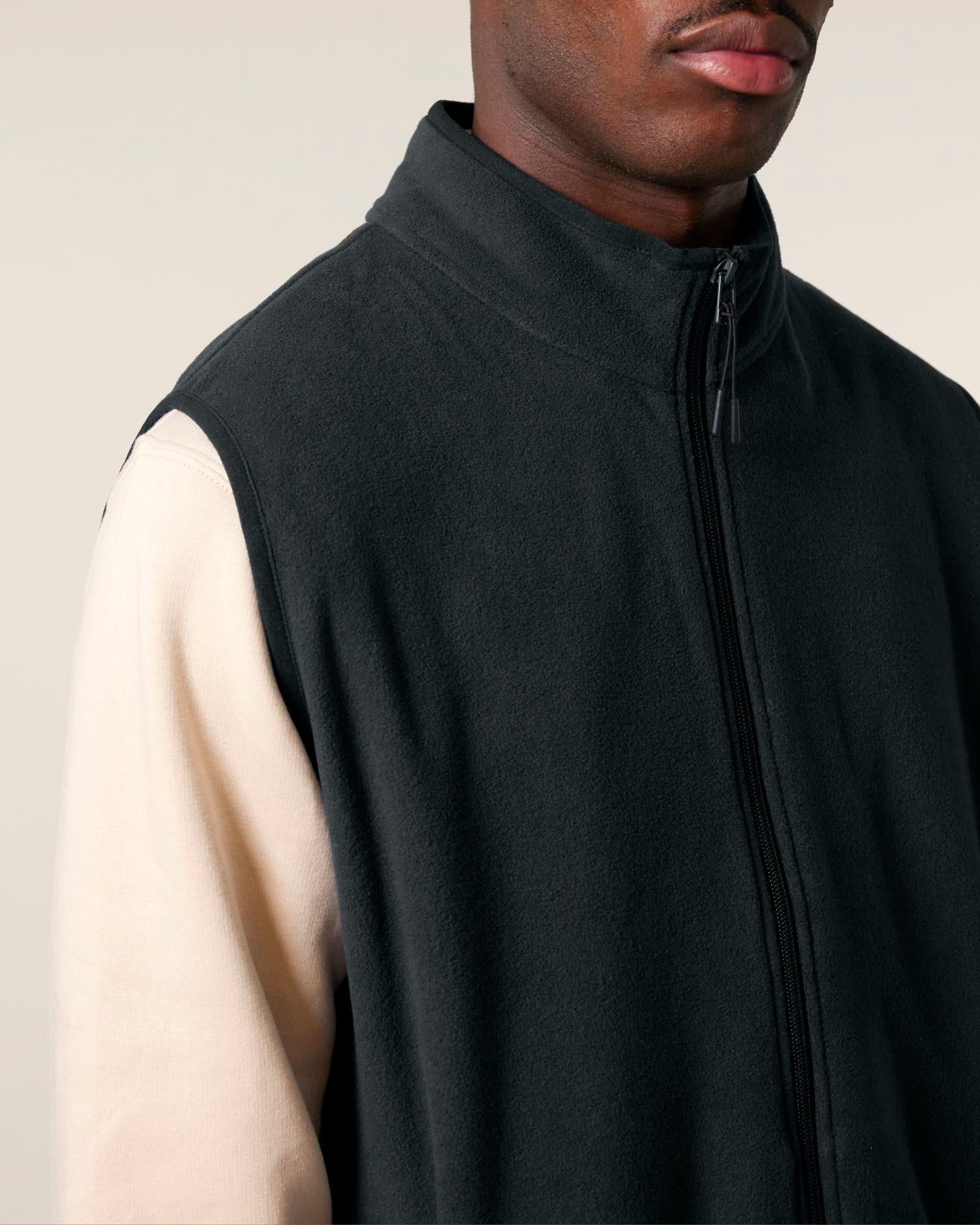Black - C002