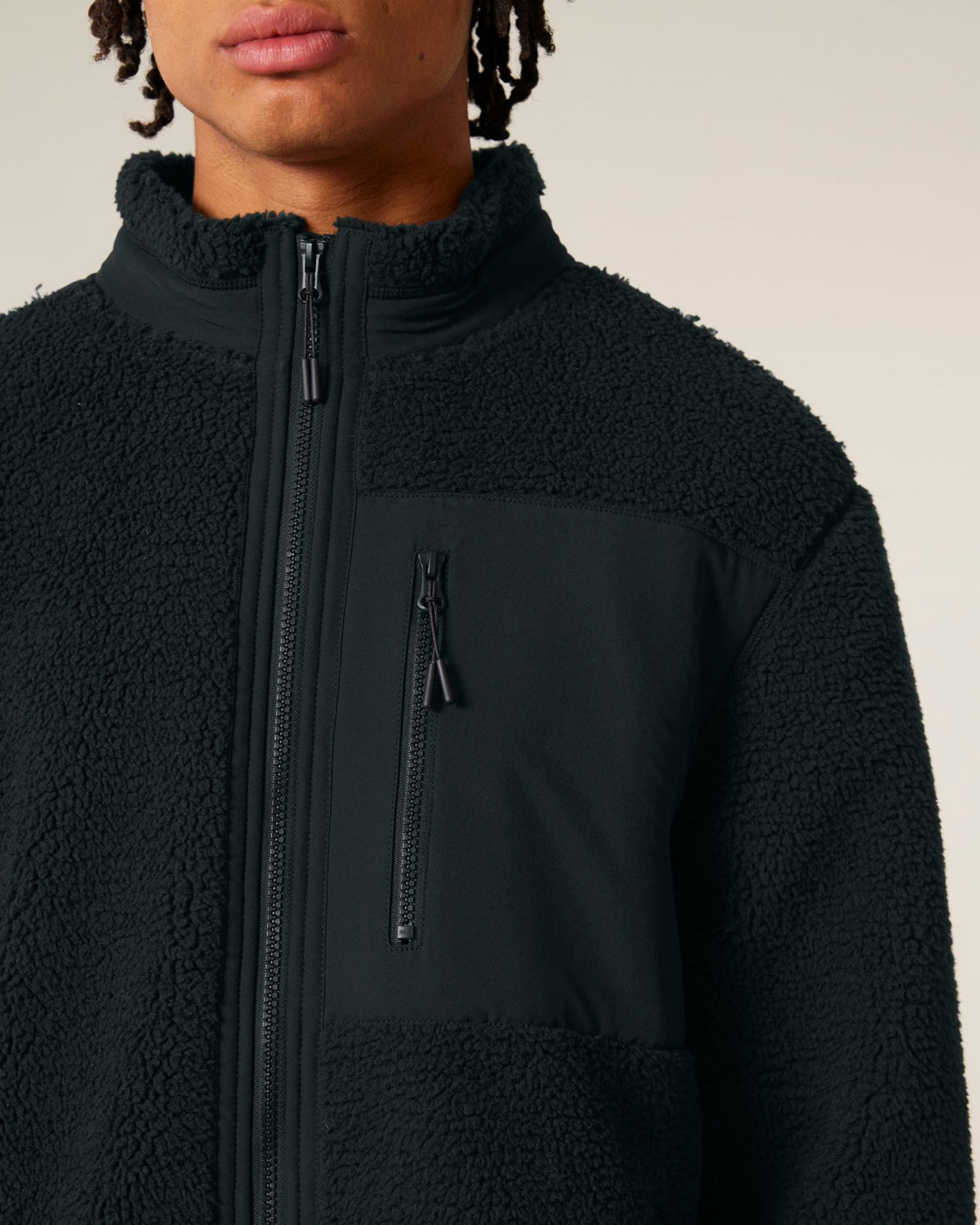 Black - C002