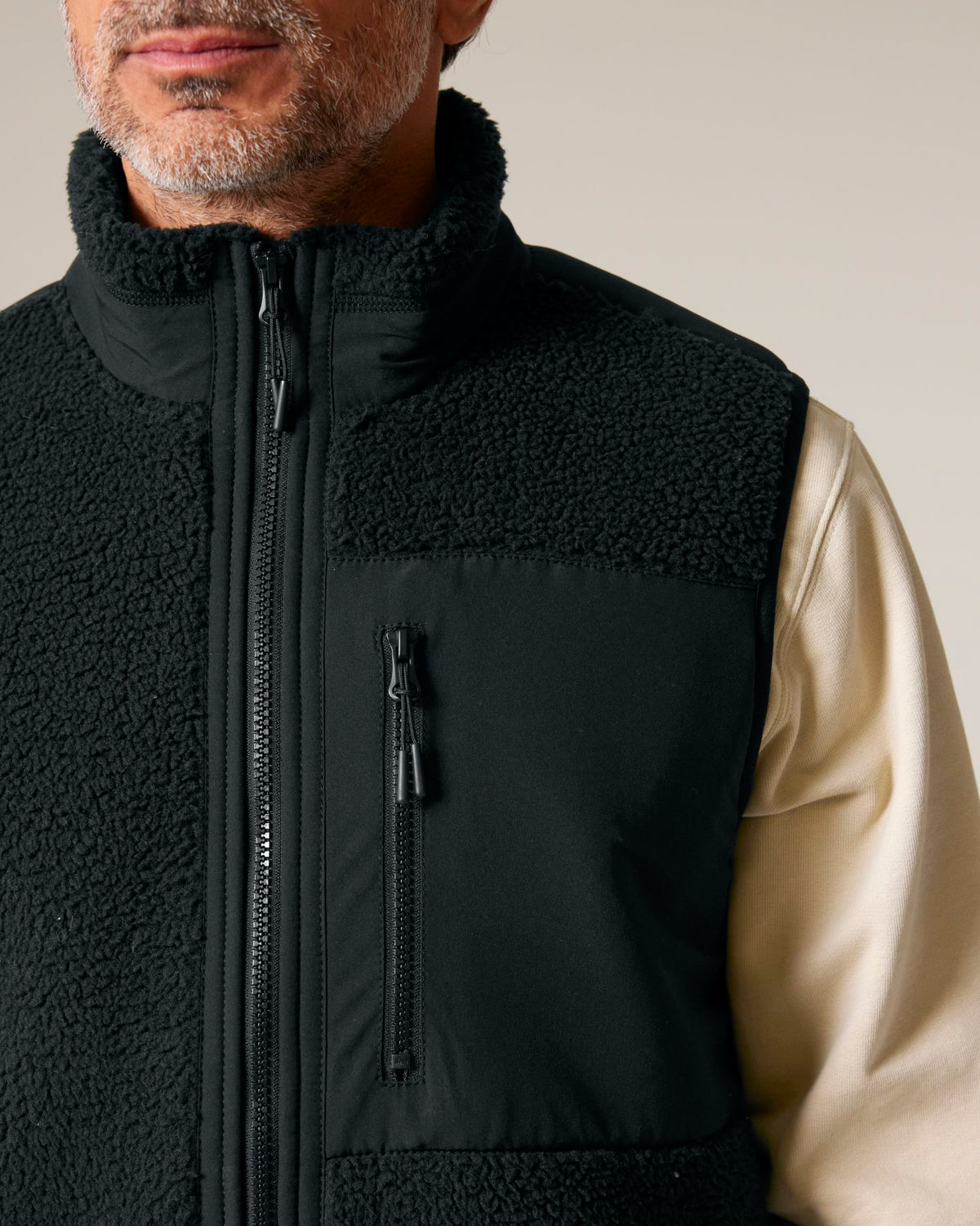 Black - C002