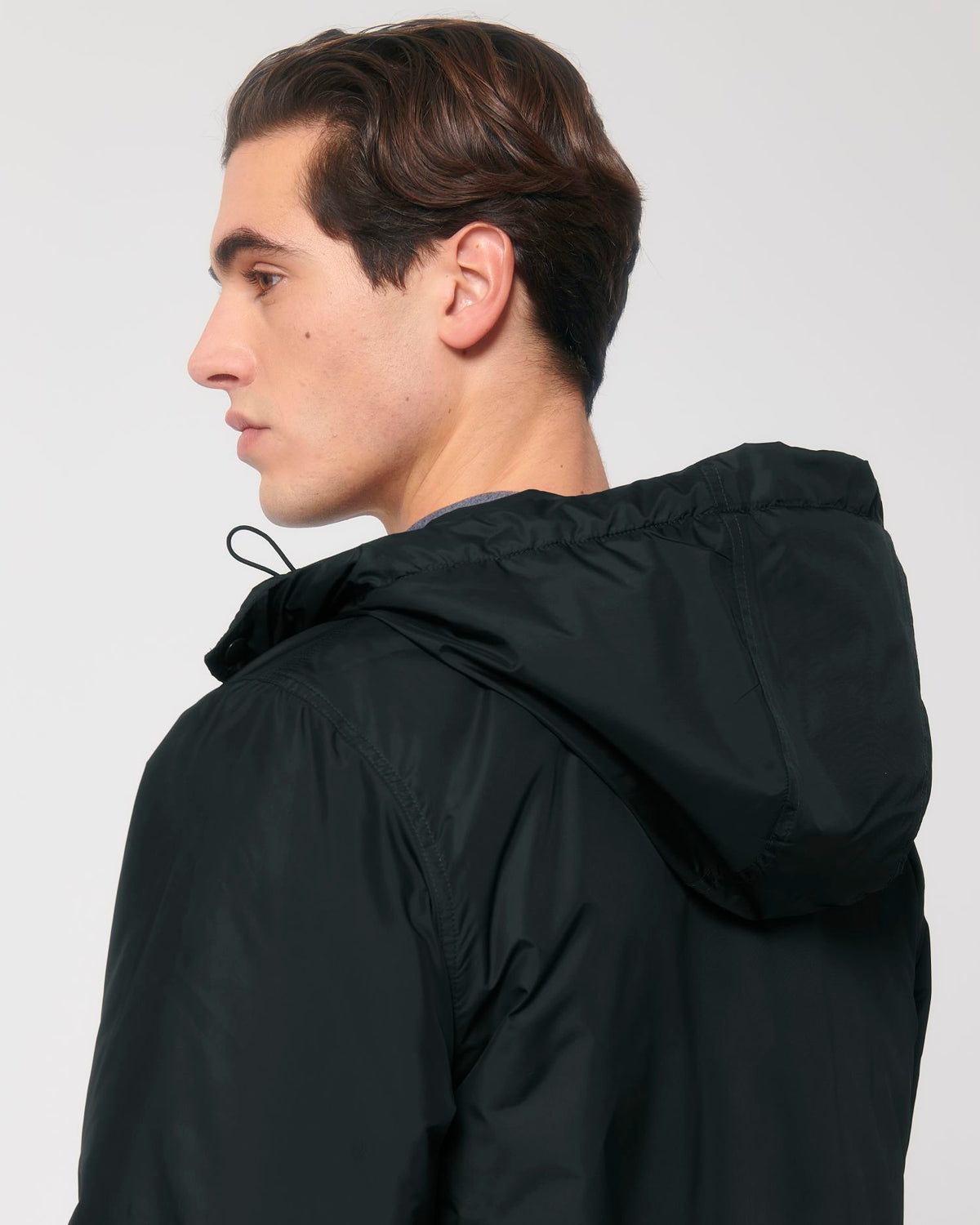 Black - C002