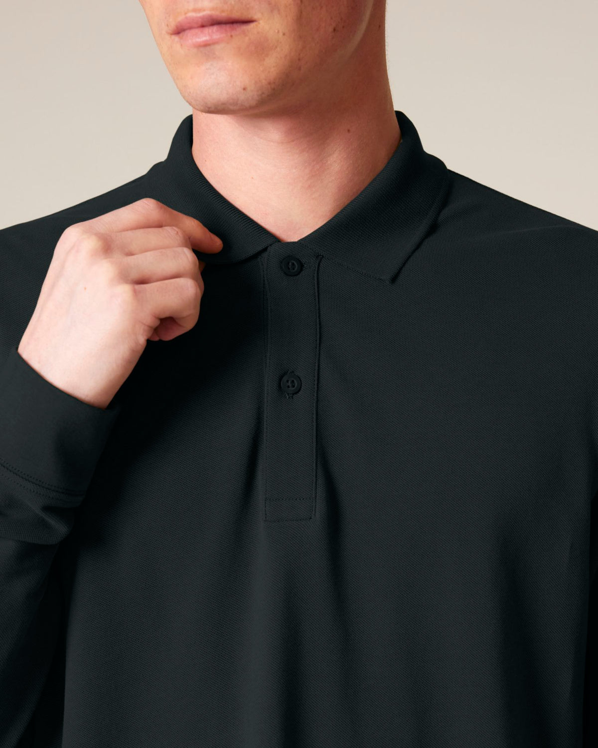 Black - C002