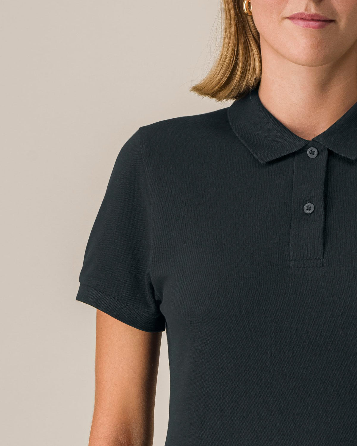 Black - C002