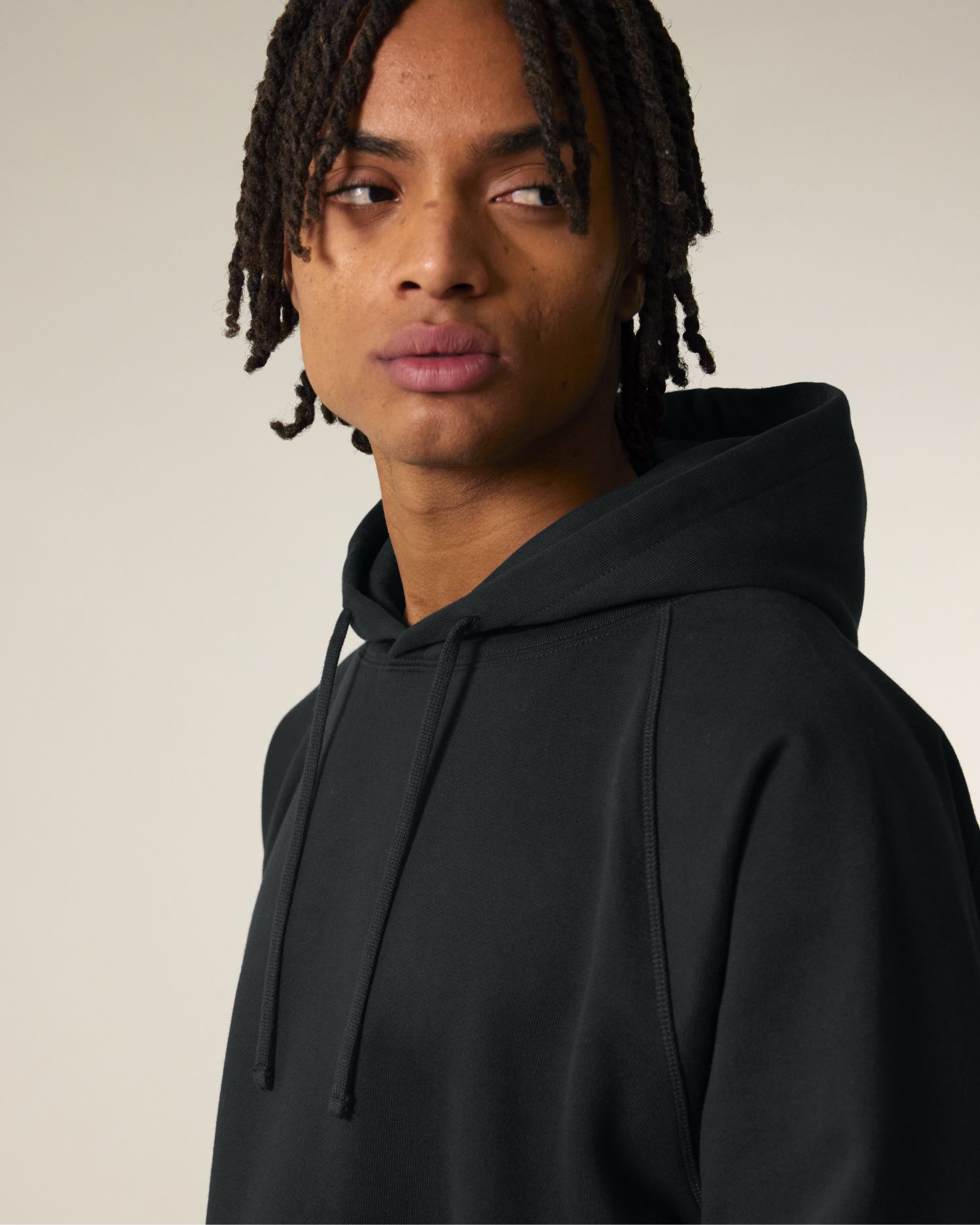 Black - C002