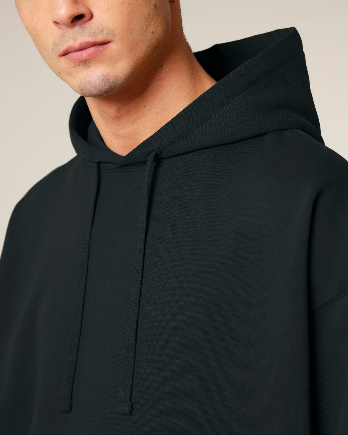 Black - C002