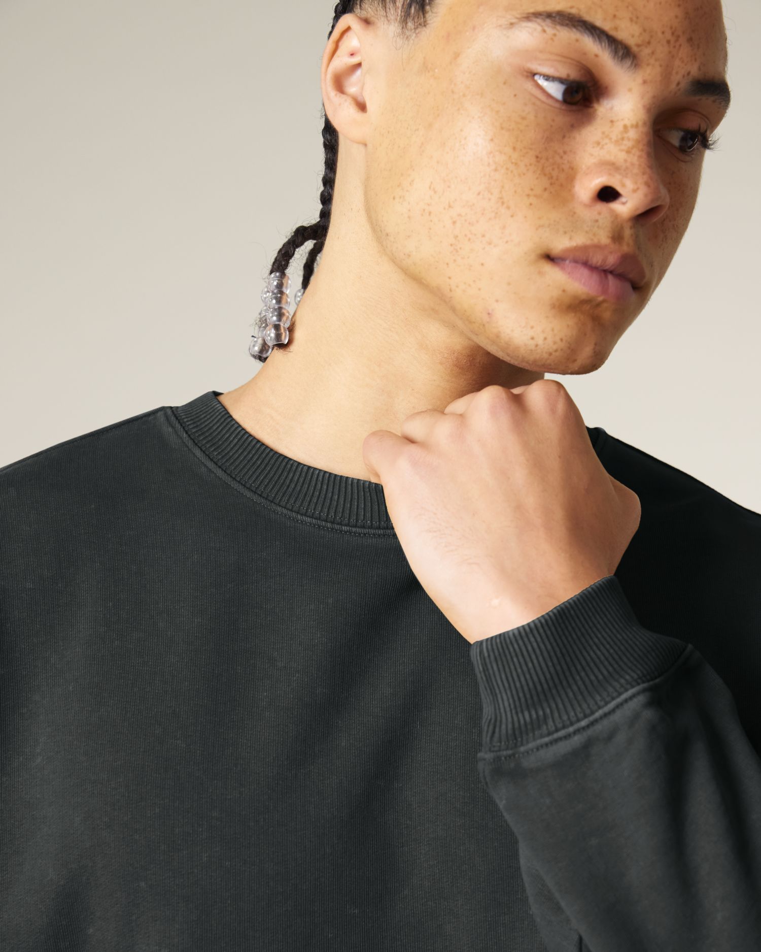 G. Dyed Black Rock - C140