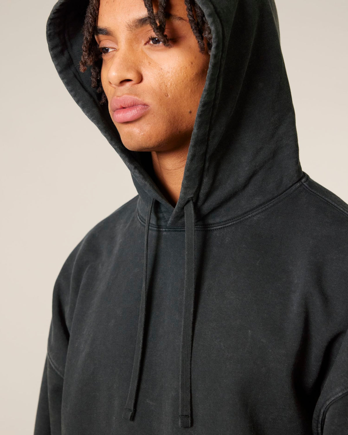 G. Dyed Black Rock - C140