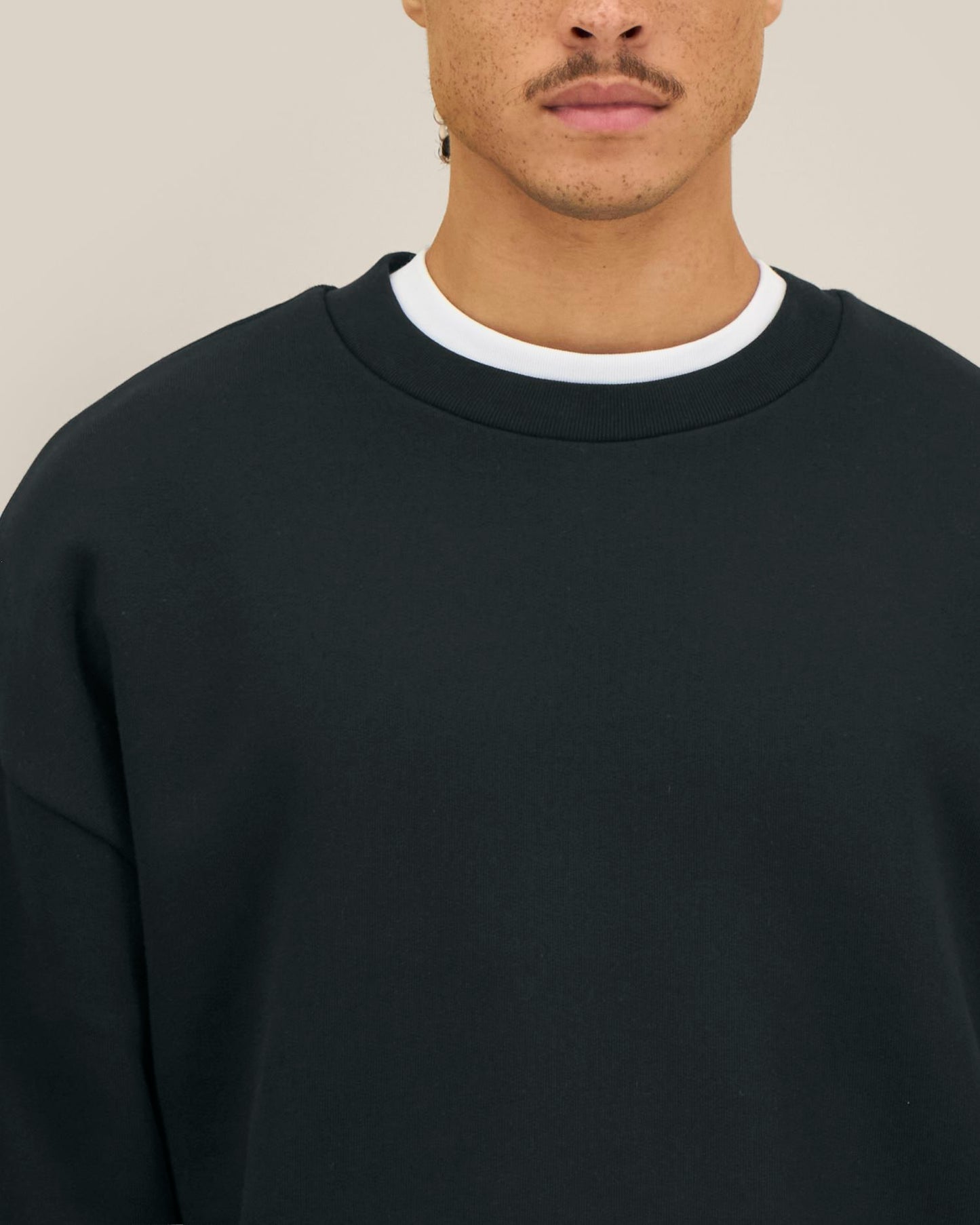 Black - C002