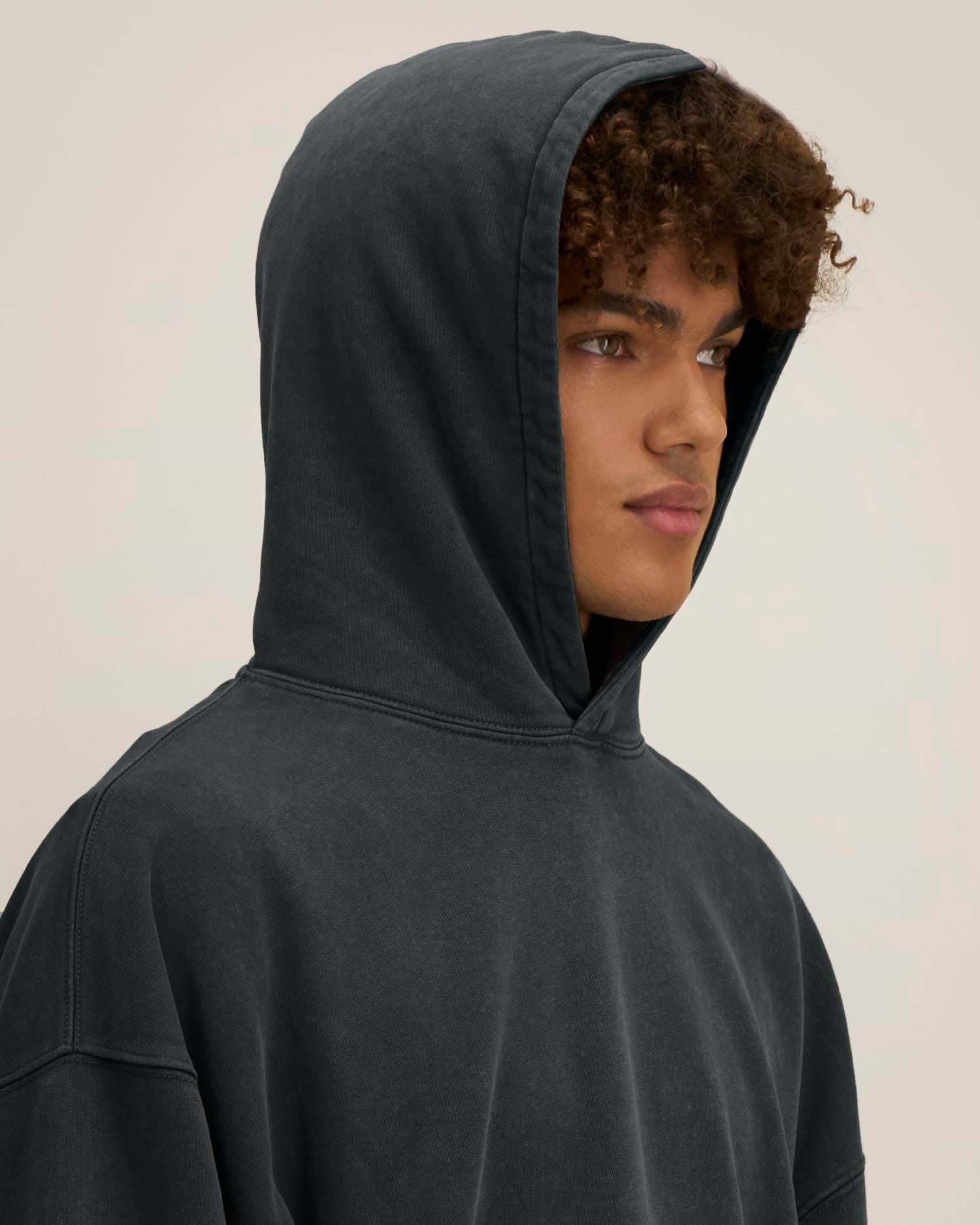 G. Dyed Black Rock - C140