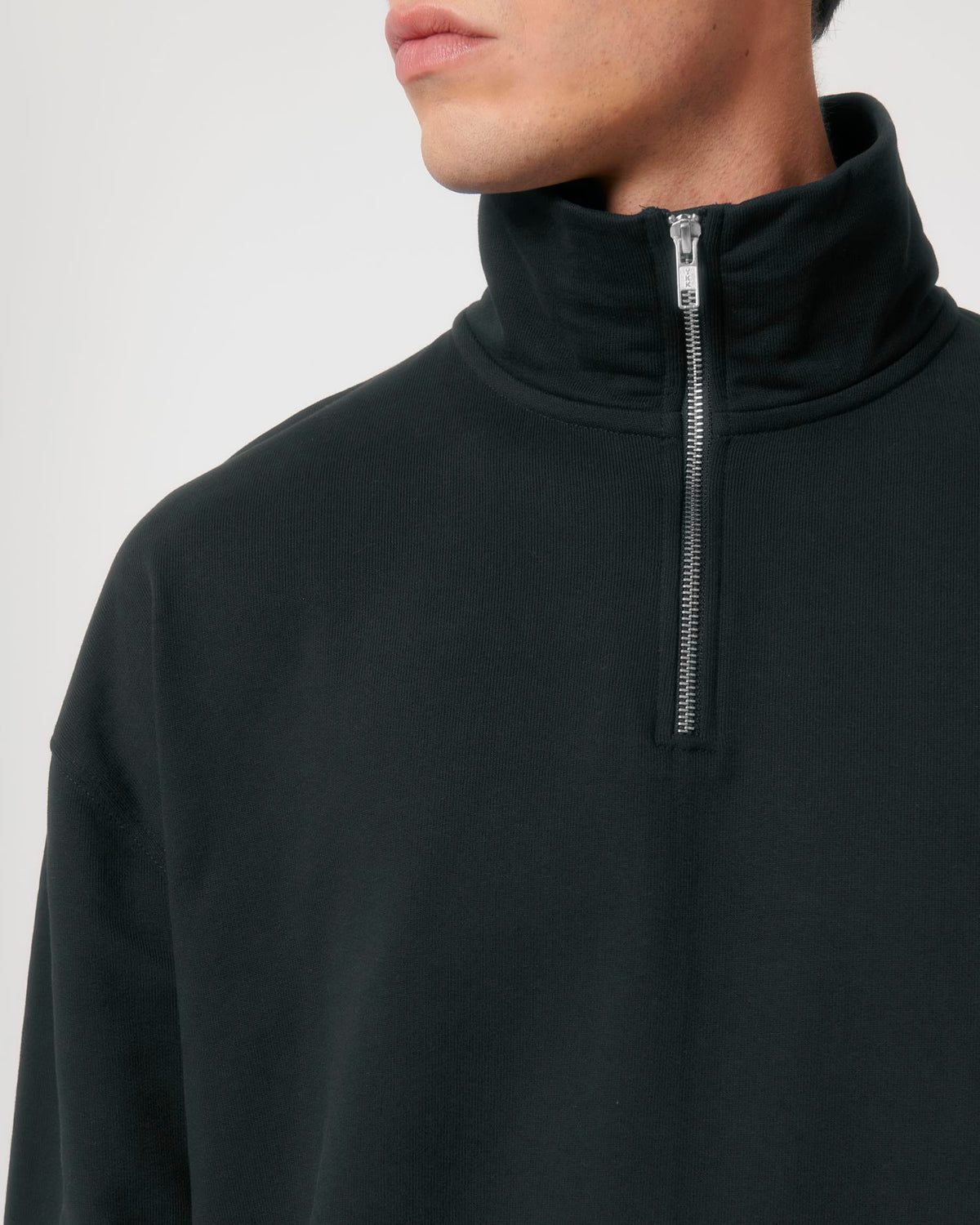 Black - C002