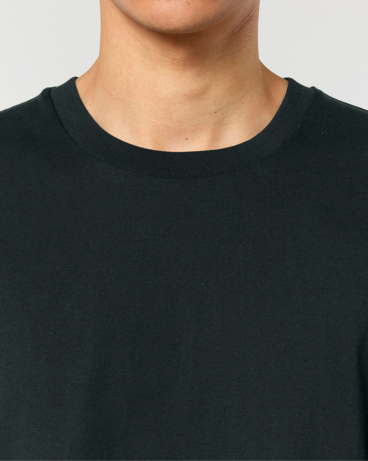 Black - C002